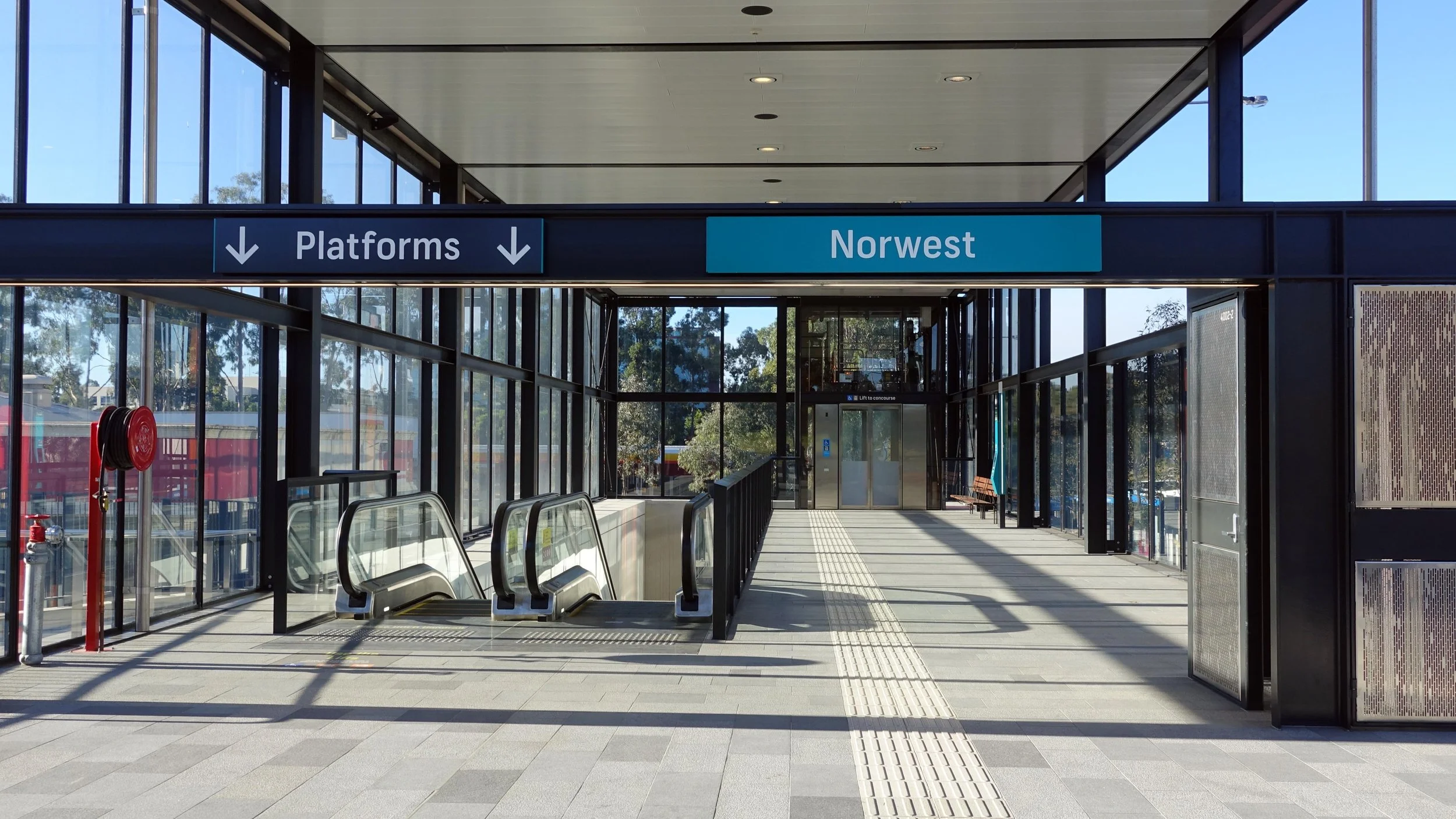 parramatta norwest chinese lawyer conveyancer mandarin cantonese baulkham hills castle hill rouse hill norwest bella vista the ponds box hill kellyville blacktown seven hills quakers  notary public migration chinese mandarin cantones