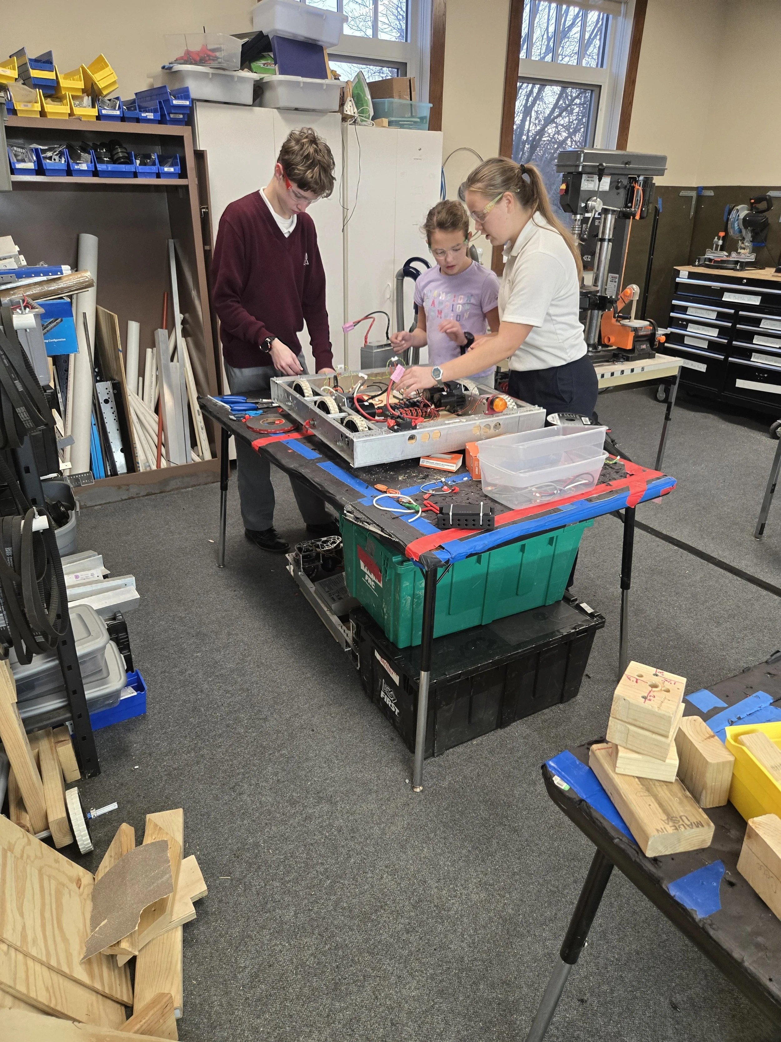 Learning how to wire the robot