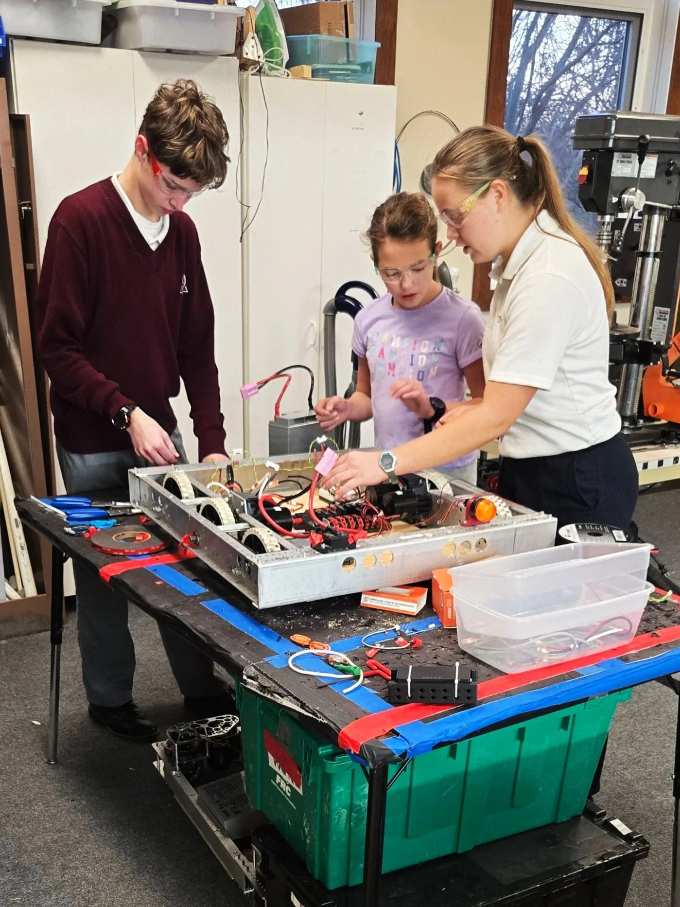 Learning how to wire the robot