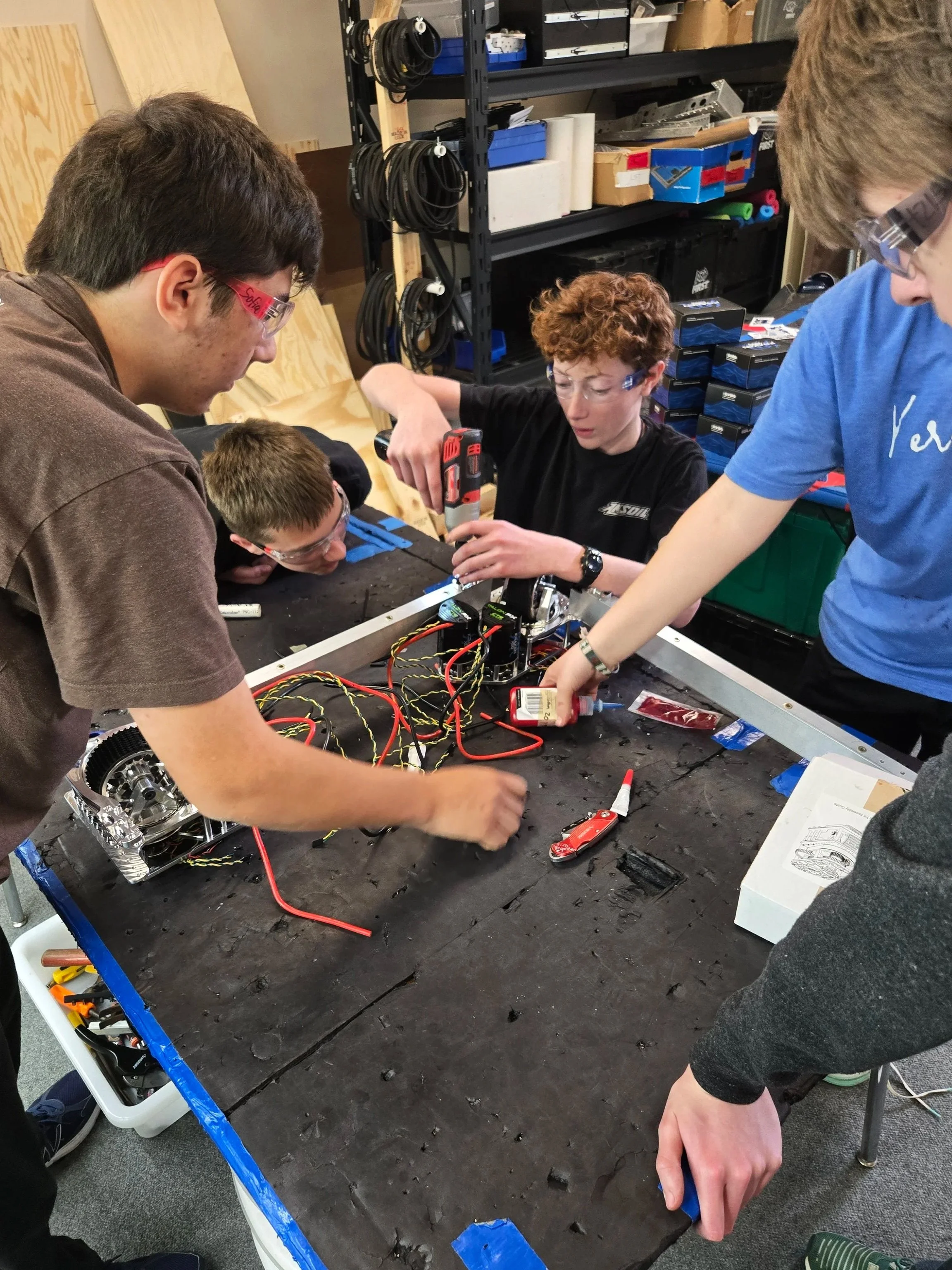 Building our new swerve drive!