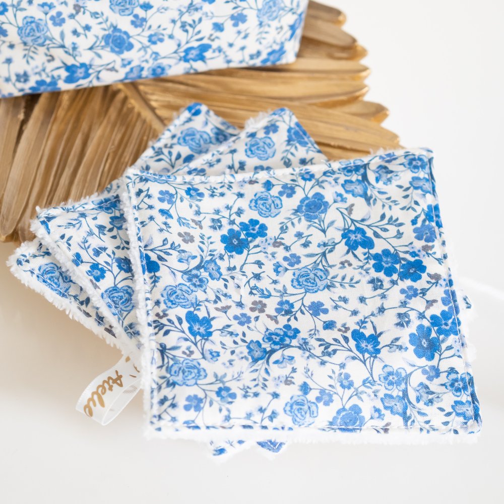Coton démaquillant en tissu BIO « Blue Liberty » - Fait main en France par L’Atelier de July