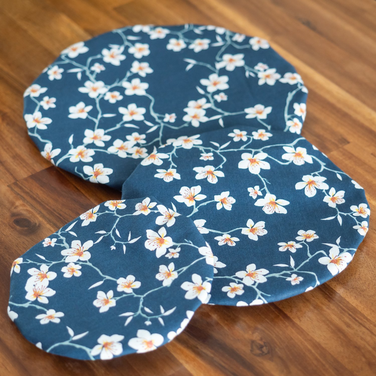 Charlotte / couvre-plat en tissu Plante Dorée - Lot de 3, Handmade in  France