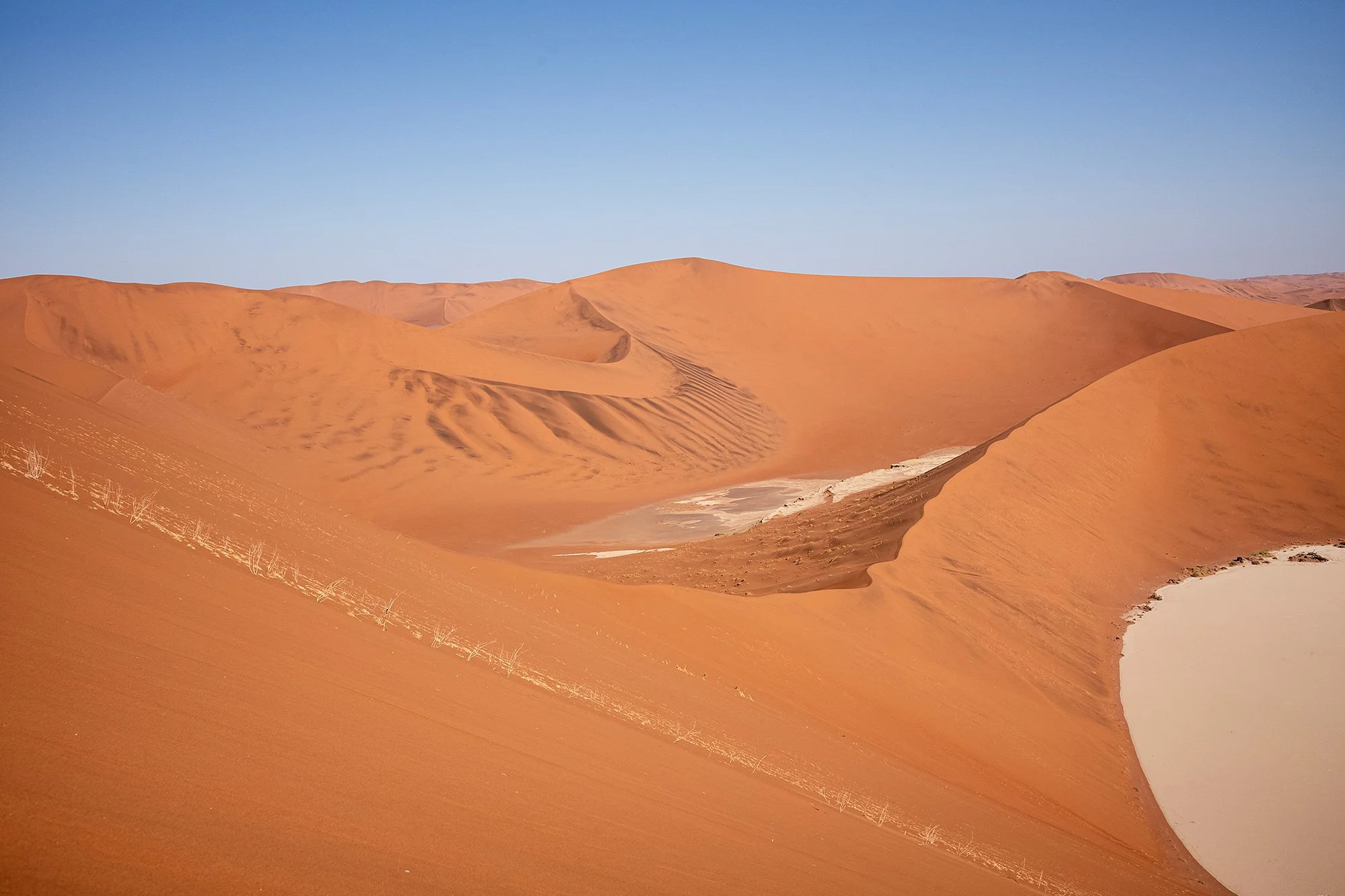 Descending Big Daddy towards Deadvlei. Sossusvlei, Namibia.