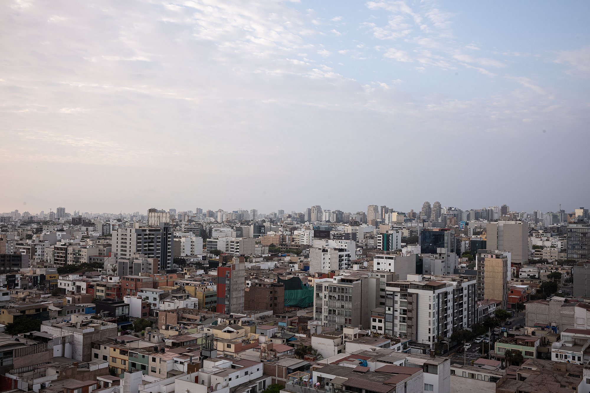 2025-11-15-lima-L1004451.jpg