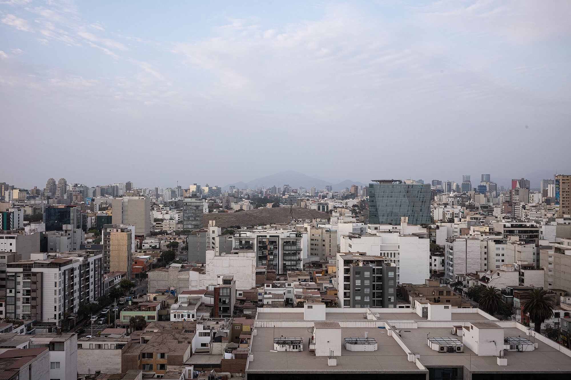2025-11-15-lima-L1004453.jpg