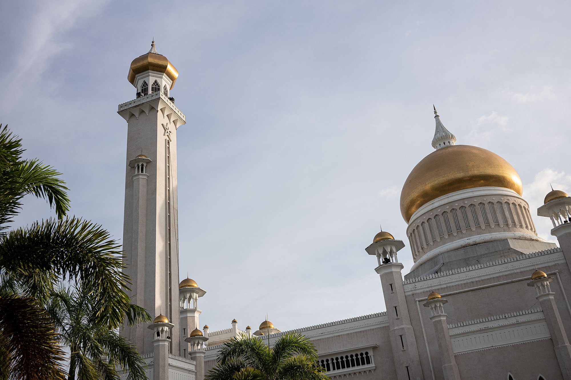 Omar Ali Saifuddien Mosque, Brunei