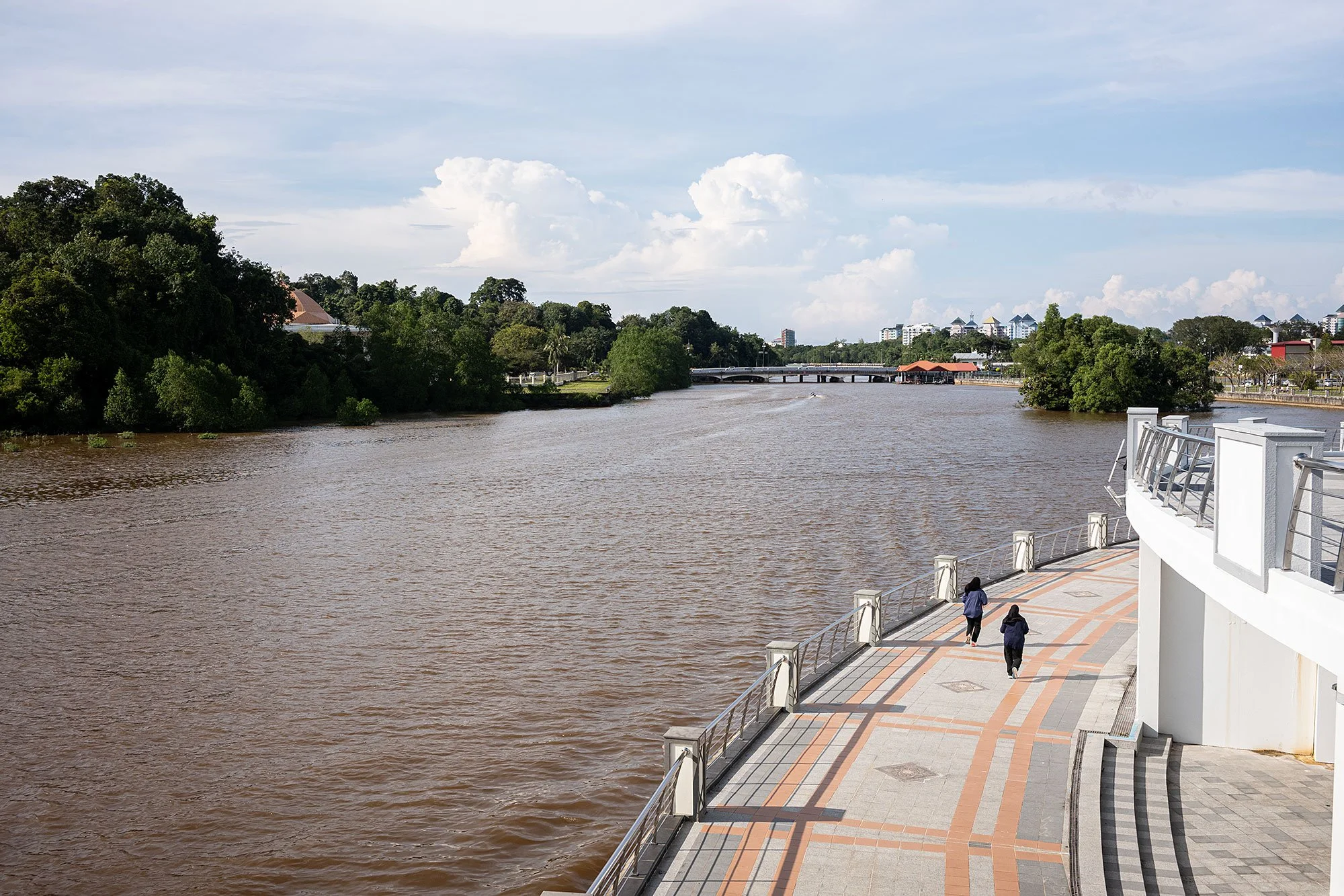 Taman Mahkota Jubli Emas, Brunei.