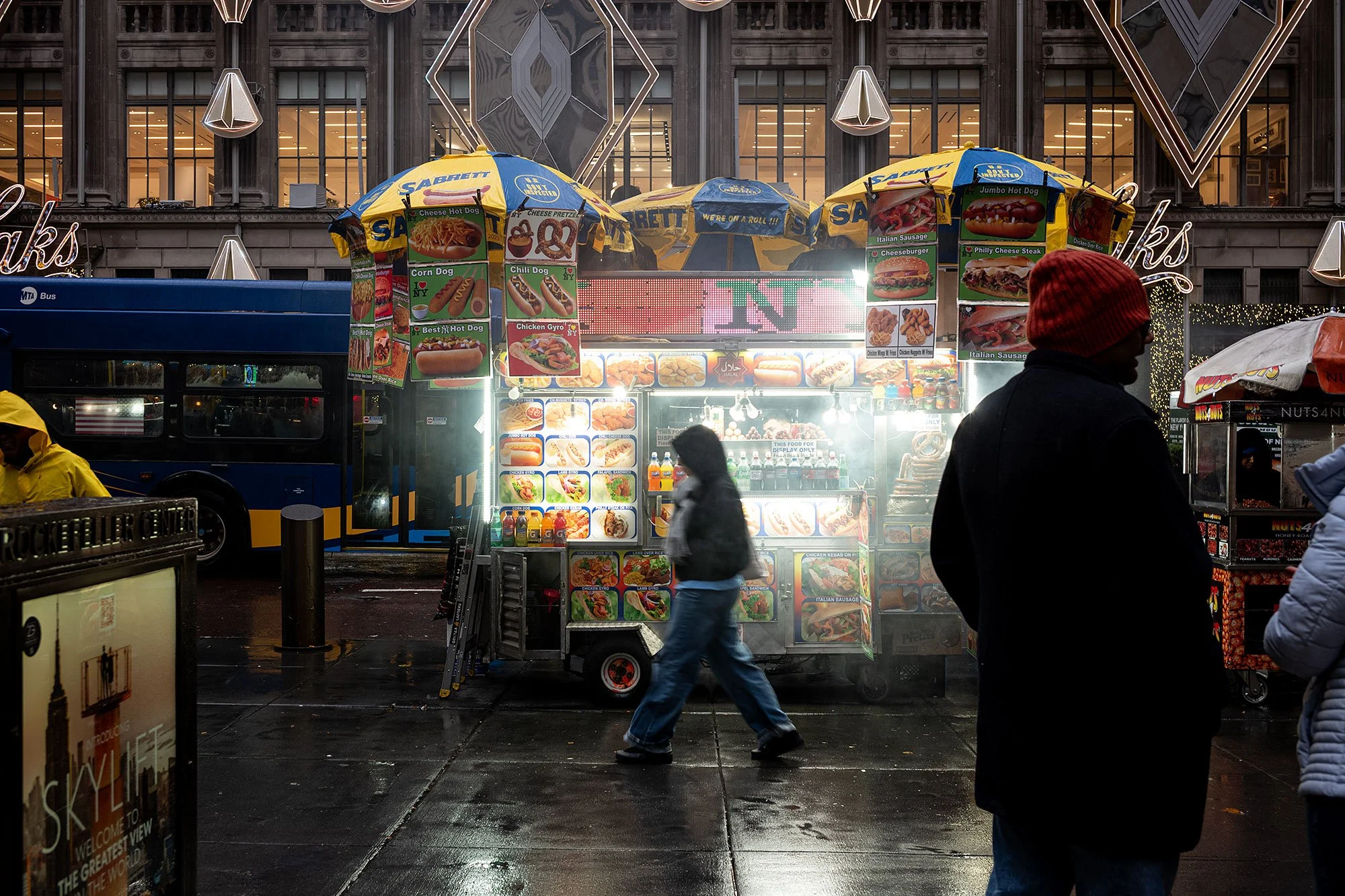 Rockefeller Center food cart. NYC, USA.