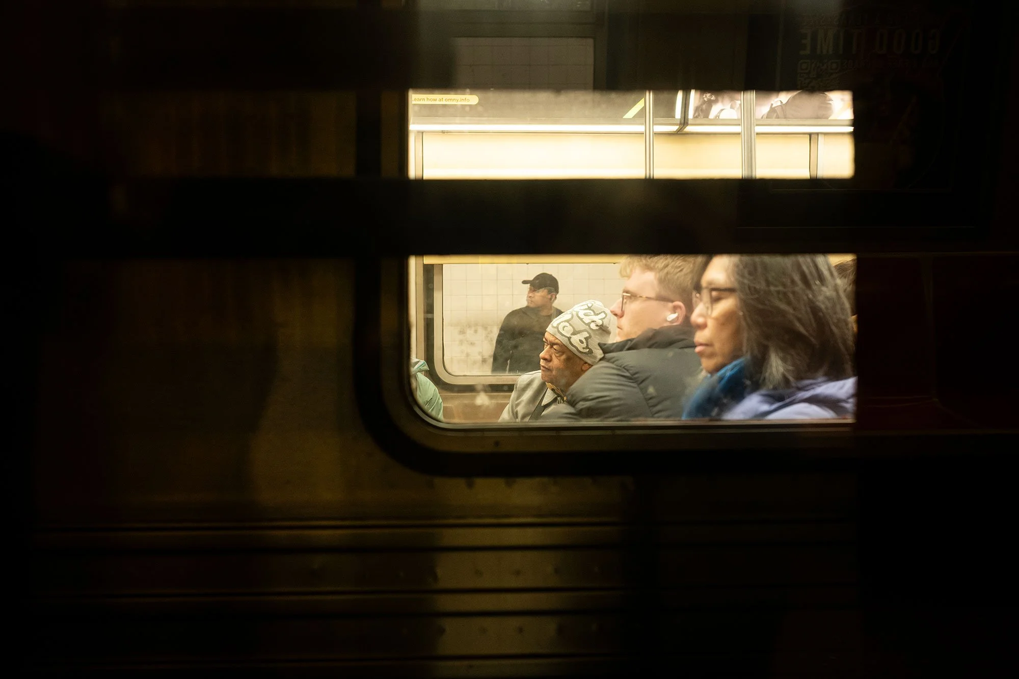 NYC Subway straphangers