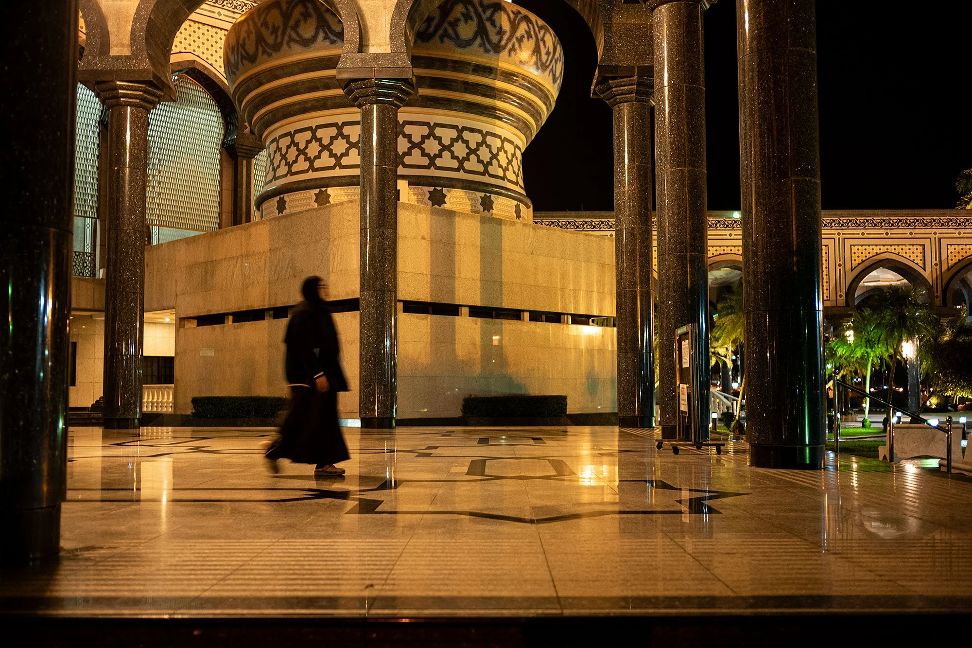 Jame' Asr Hassanil Bolkiah Mosque. Bandar Seri Begawan, Brunei.