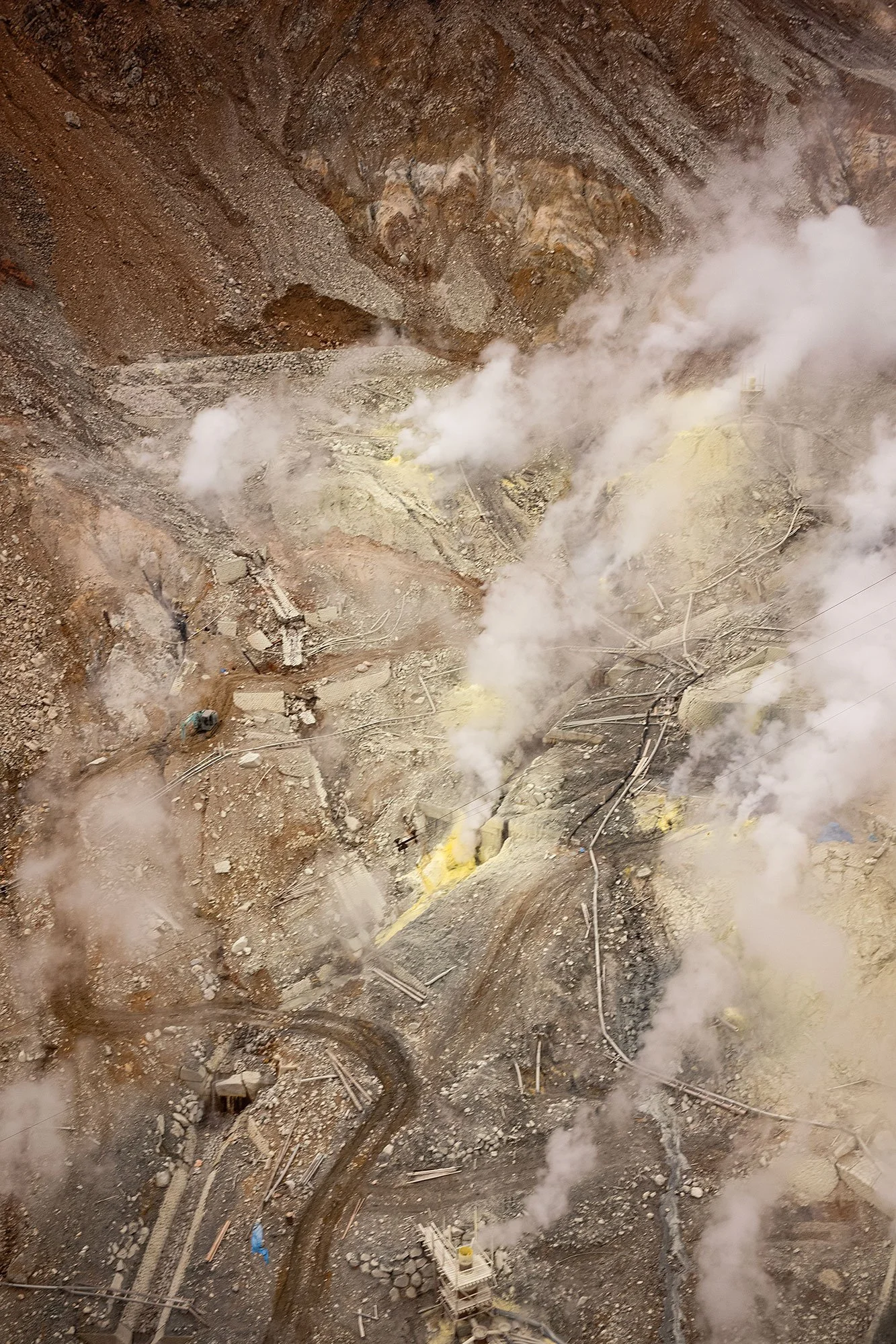Owakudani sulfer mines. Hakone, Japan.