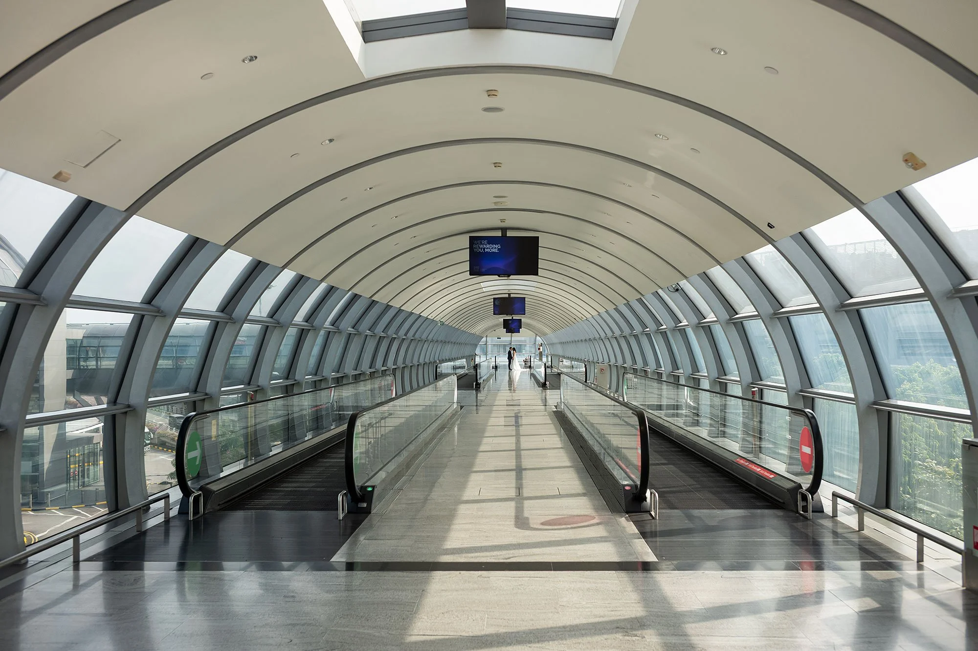 Wedding photos Changi airport Singapore