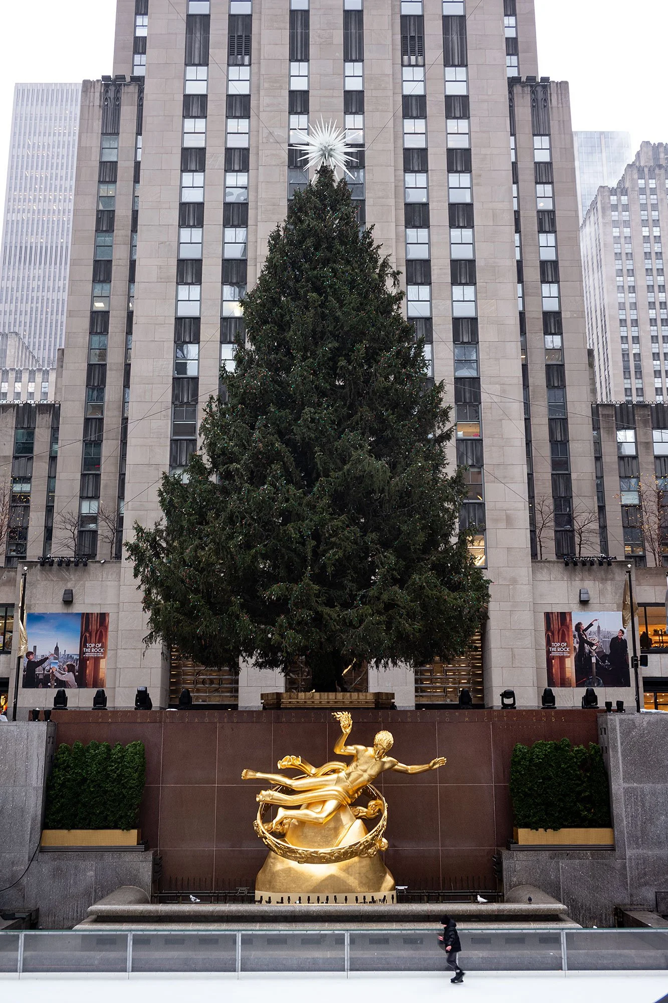 Rockefeller Center Christmas Tree. NYC, USA.