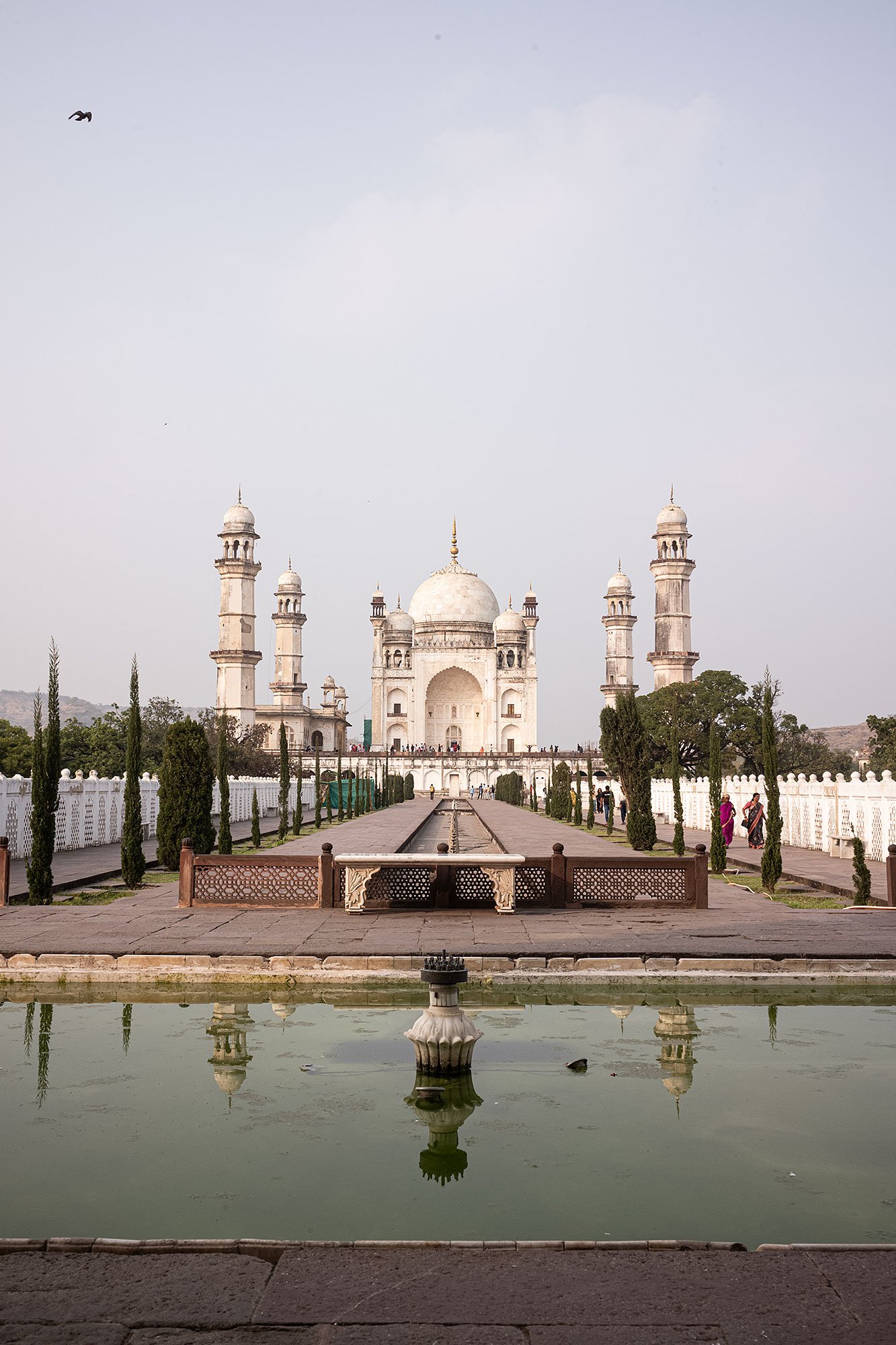 Bibi Ka Maqbara. India.