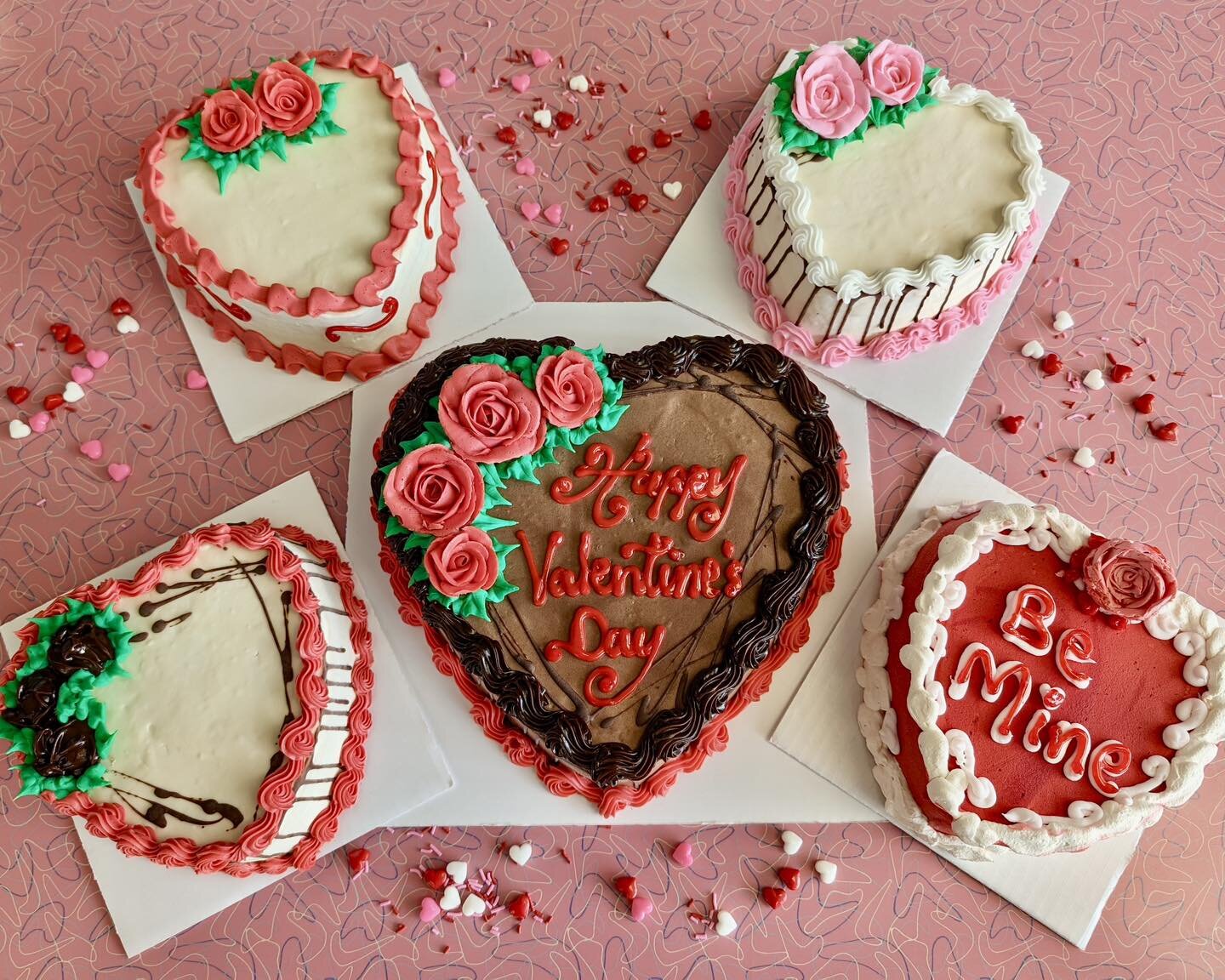 Valentine&rsquo;s Day is almost here! 💘
We have ready grab &amp; go ready ice cream cakes so you won&rsquo;t show up empty handed!

#valentinesday #icecreamcakes #london #londonontario #icecream #yummy #ldnont #merlamaeicecream #ldn #ldnontario #mer