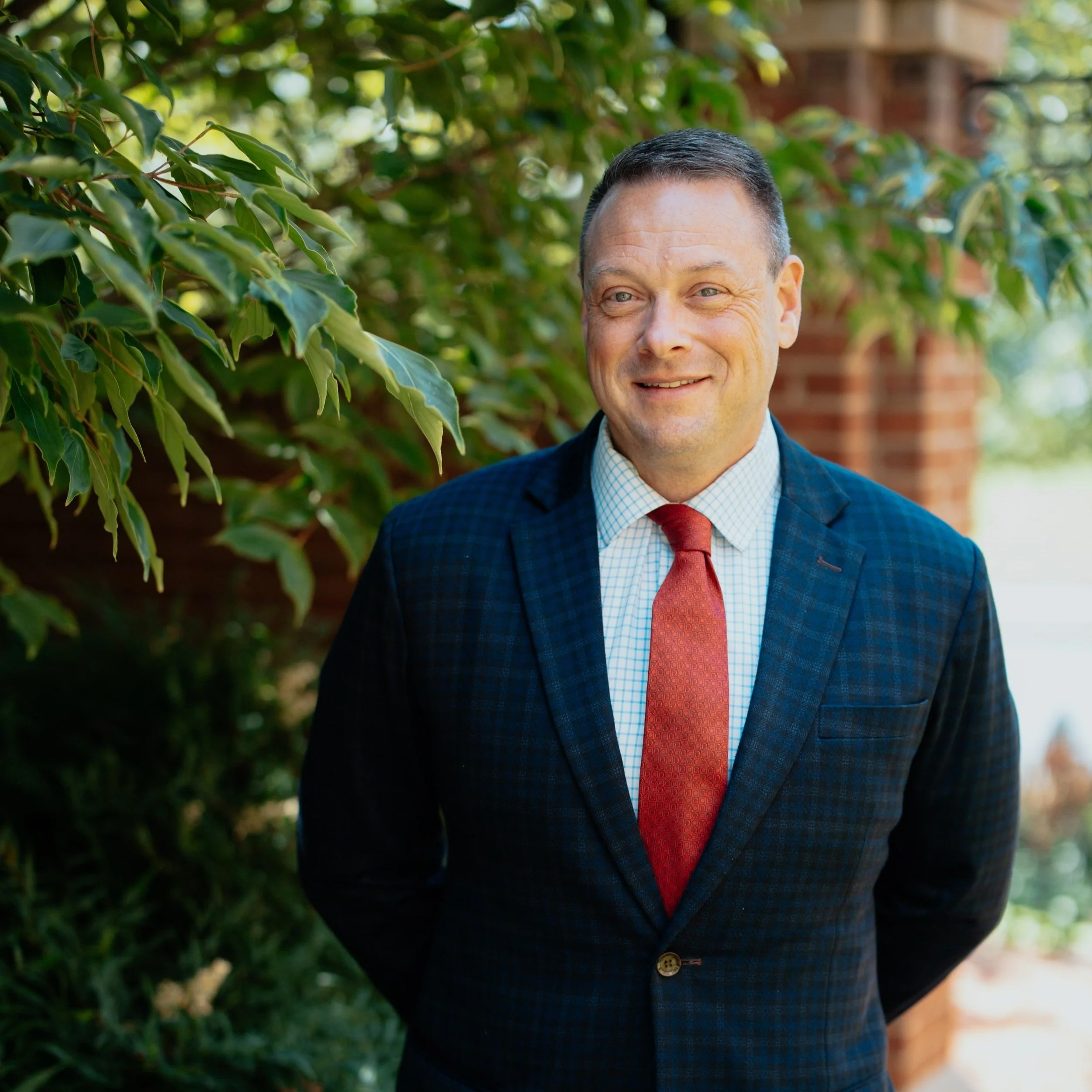 PetersonOfficeHeadshots-10-min.jpg