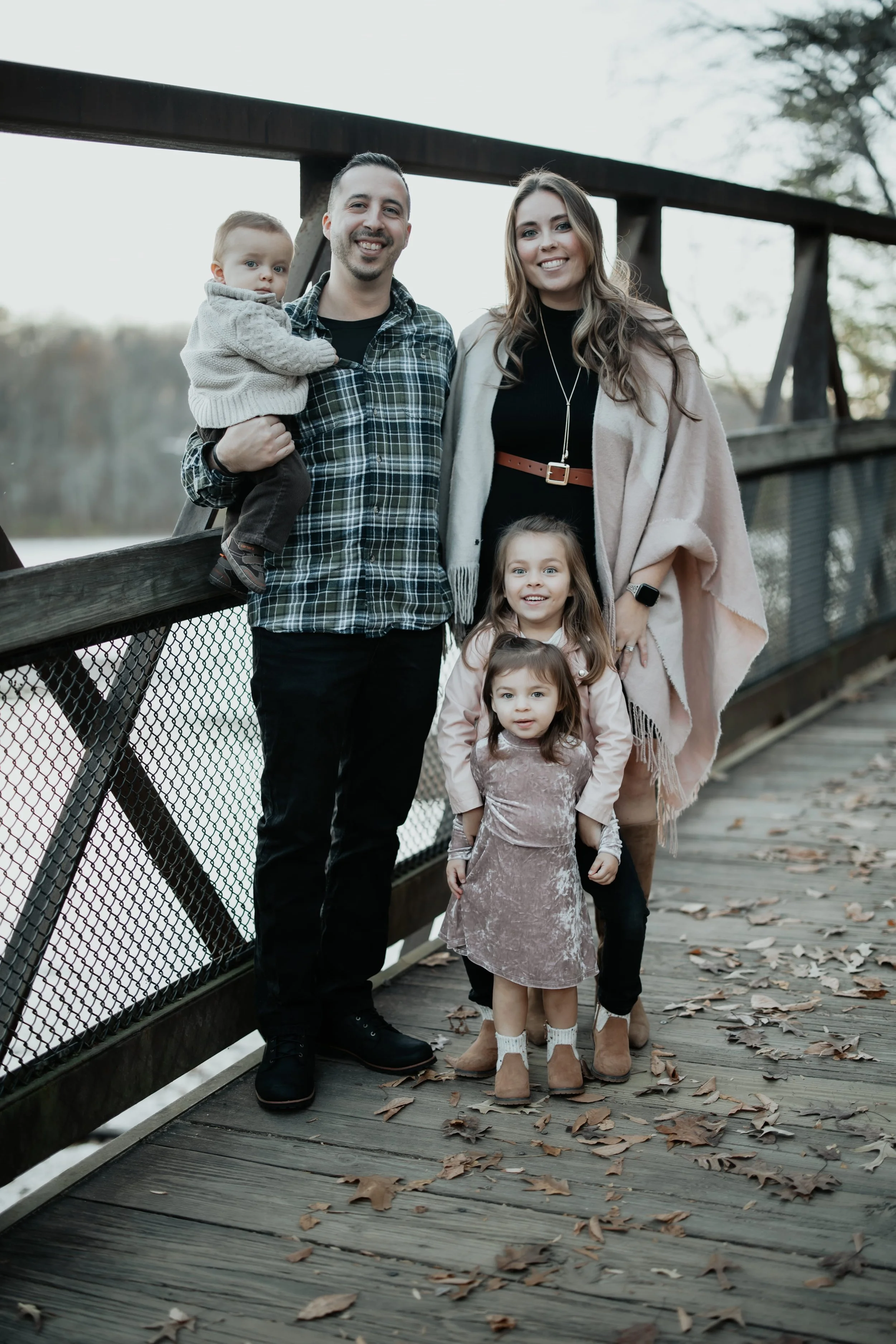 SHEEHAN FAMILY SESSION 11-16-24-40.jpg