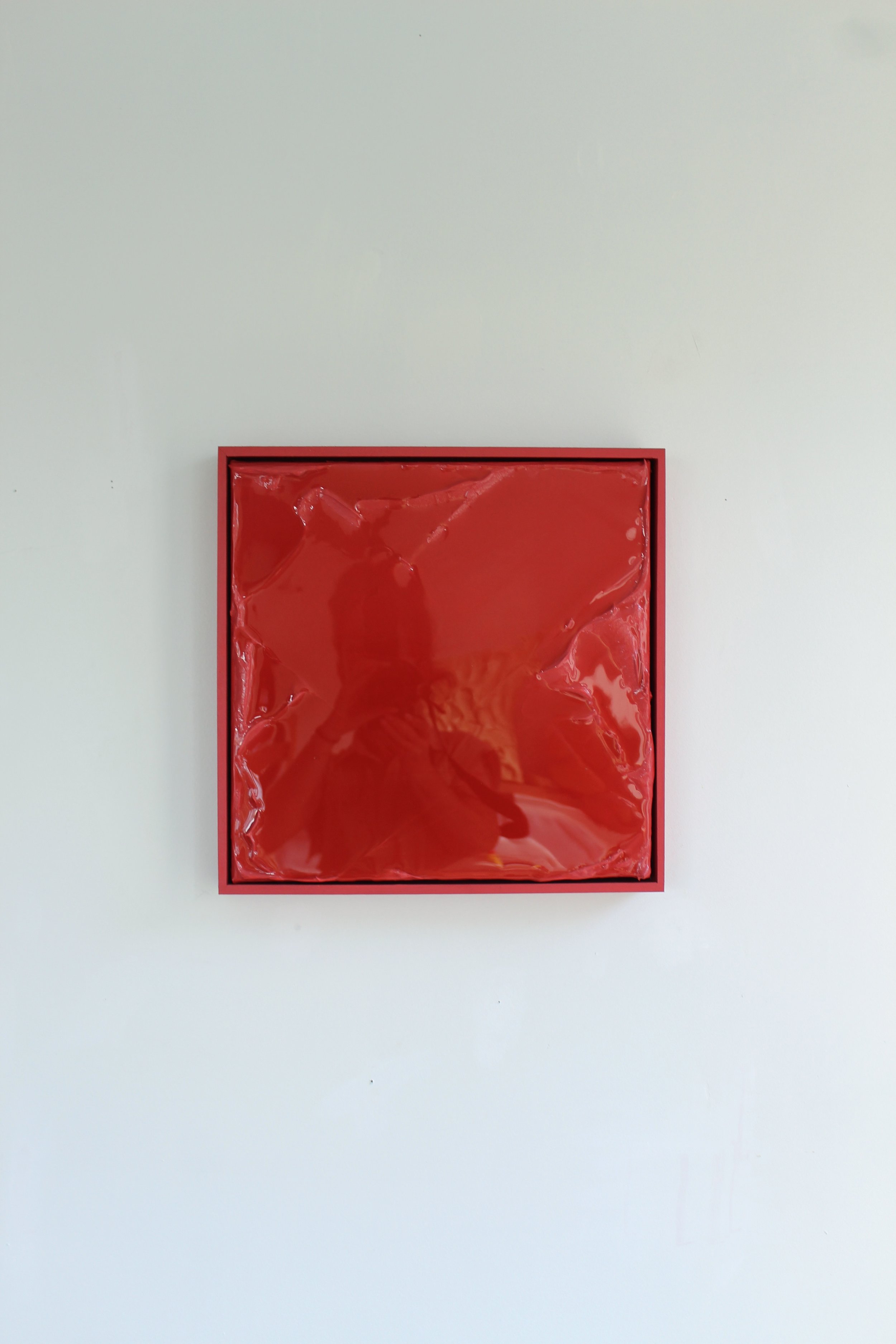 Framboise Intense, original glossy textured painting in vivid raspberry red by French-Australian artist Marie-Aubeline Hiot, thick impasto with lacquer finish, framed, Sydney