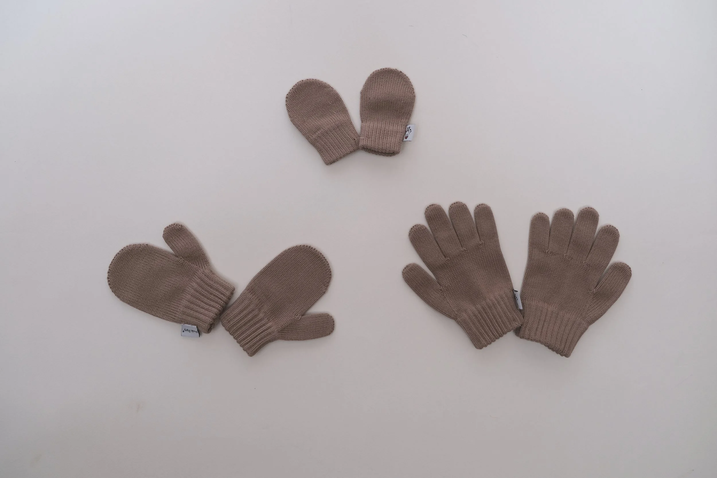 Bonnet Poule Party, bonnet enfant marron, france, europe, fabrication, bonnet enfant coton biologique, GOTS, écoresponsable, Snood poule party, faucon, marron clair