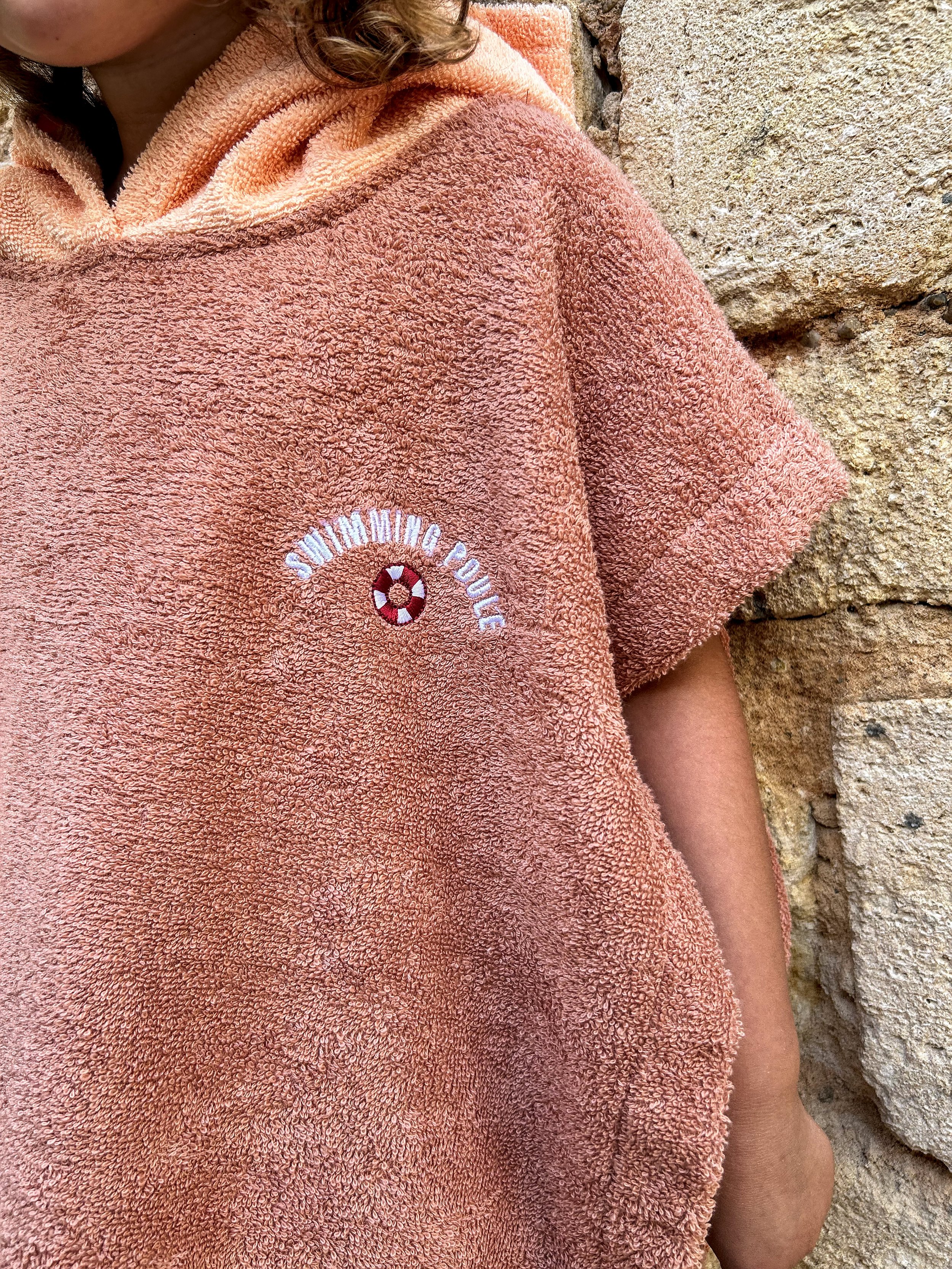 poncho de bain, poncho de plage, poncho enfant, poncho coton biologique, poncho de bain enfant, poncho de bain vert, poncho poule party, poncho made in france, poncho de plage made in france