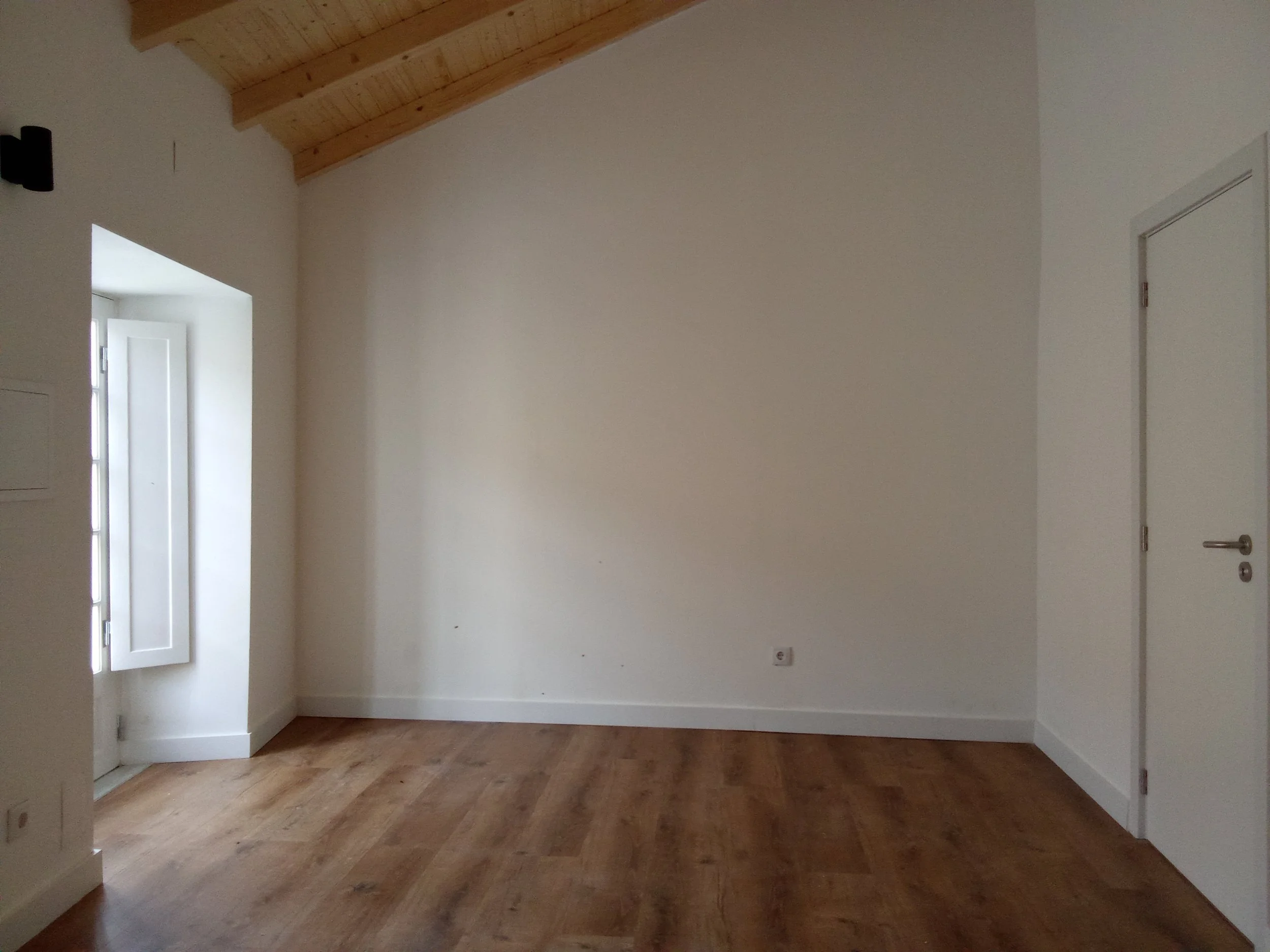 Interiors-Delgada-Cadaval-Frederica-quartoII.jpg