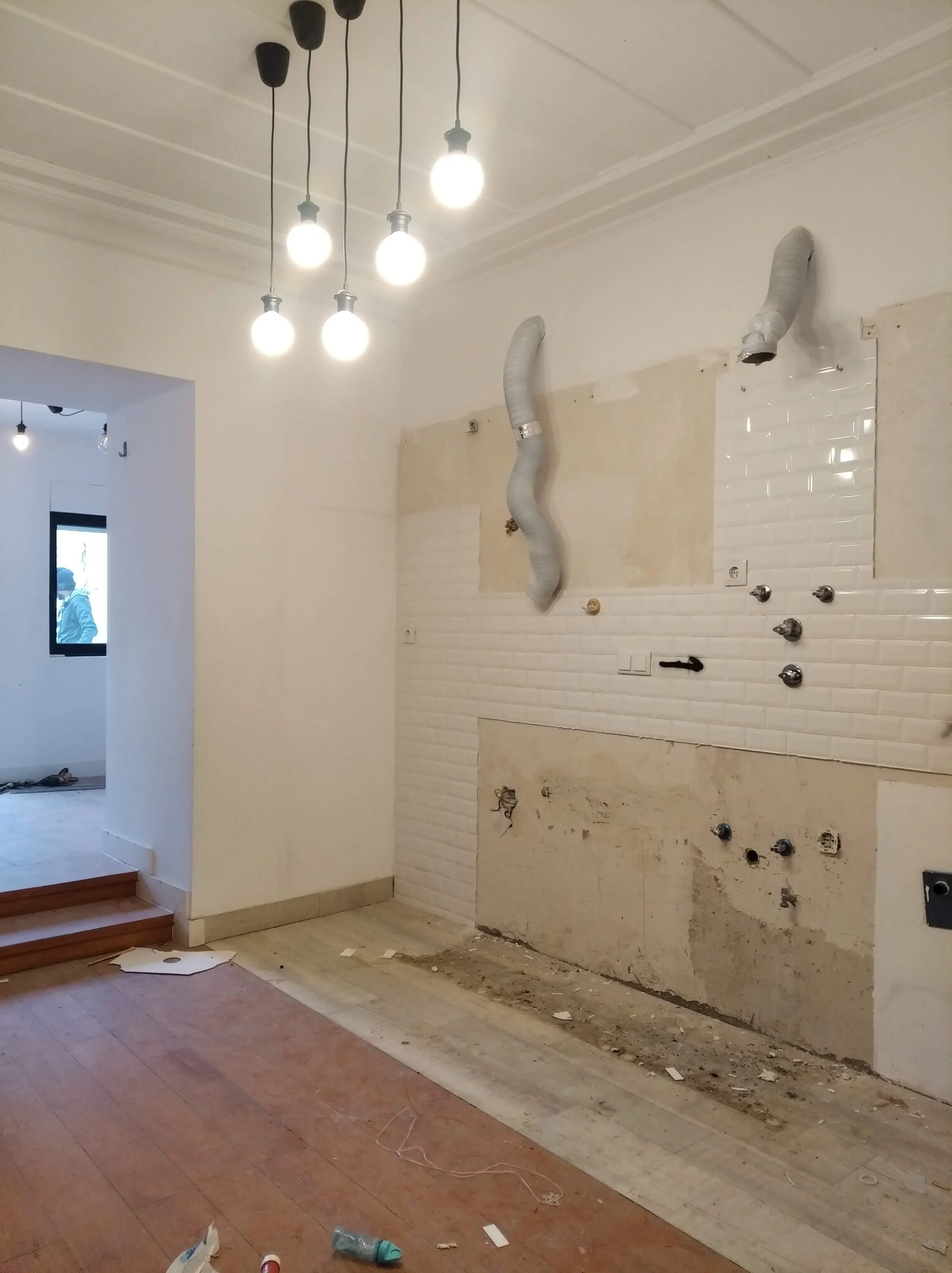 calcada-da-estrela-demolicoes-reabilitacao-cozinha.jpg