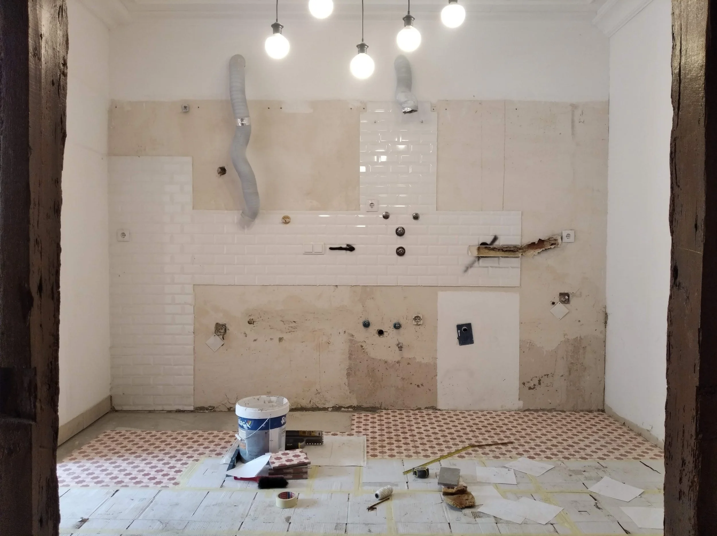 calcada-da-estrela-demolicoes-reabilitacao-cozinha.jpg