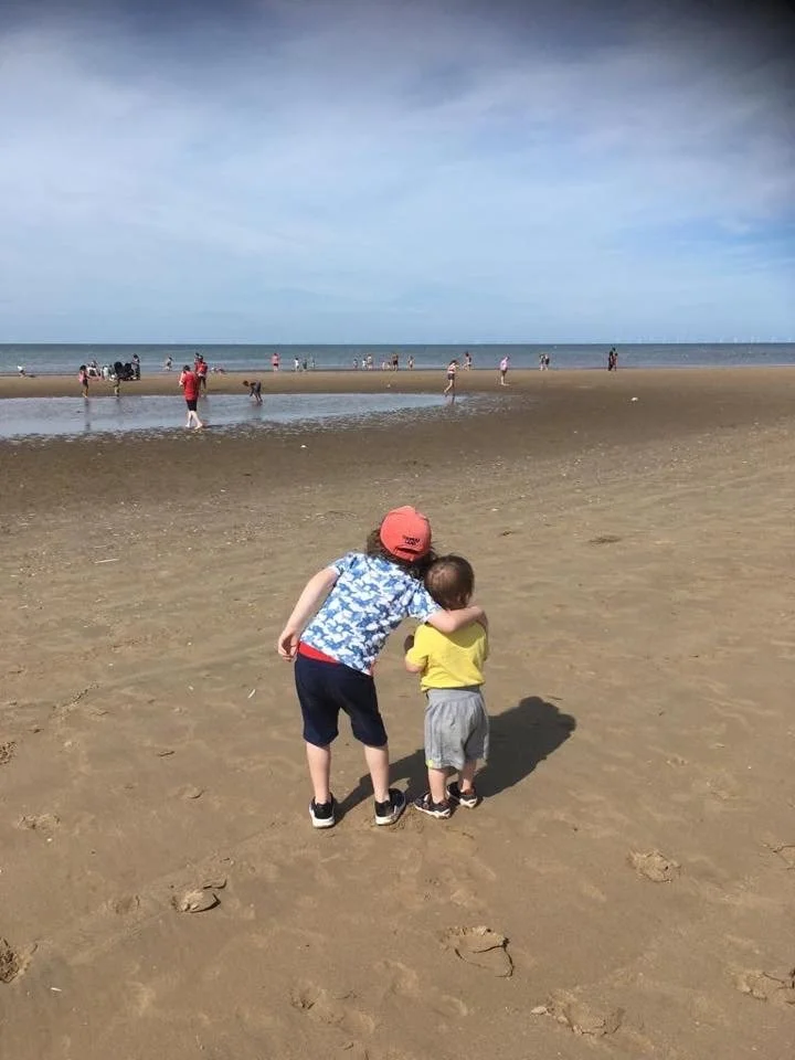 👀You're going to want to read this...

This lovely Mum joined The Rested Mamahood because her 3 year old daughter was waking in the night, and starting the day as early as 4.30am.

After just a couple of weeks, and after making just three changes, s