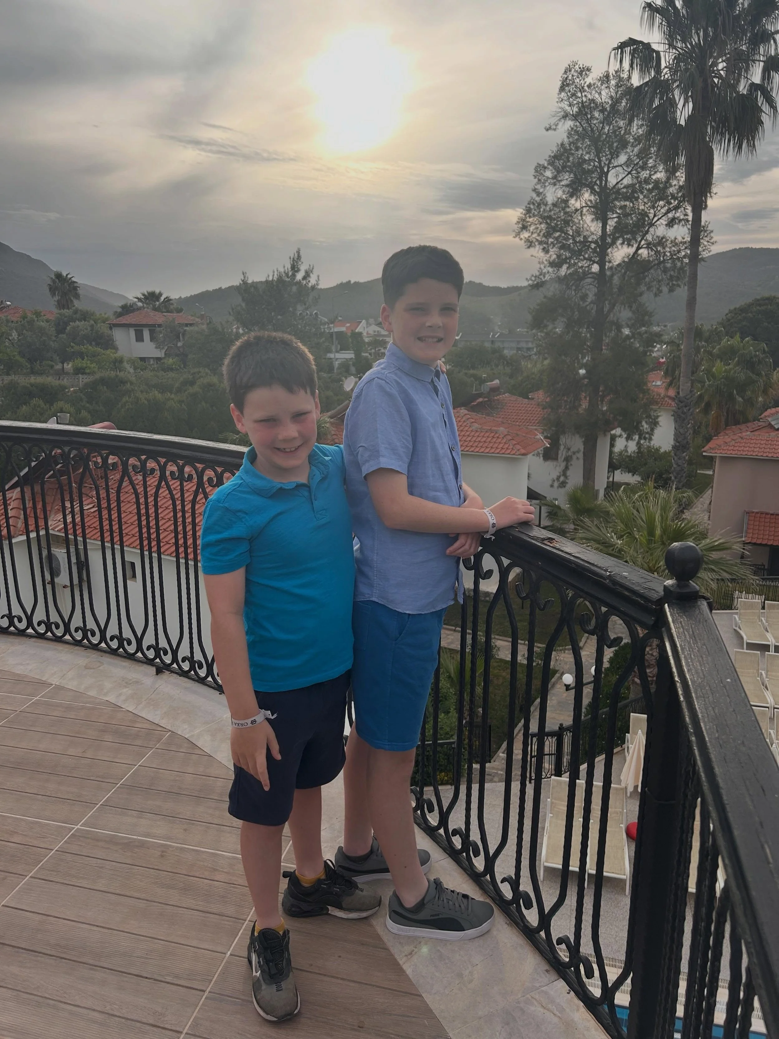 ☀️I&rsquo;m back from a fantastic holiday in Turkey, and ready to support new families on their sleep journey. 

💤 Are you at the end of your tether? Been battling through the sleepless nights and foggy days, but ready now to put that all behind you
