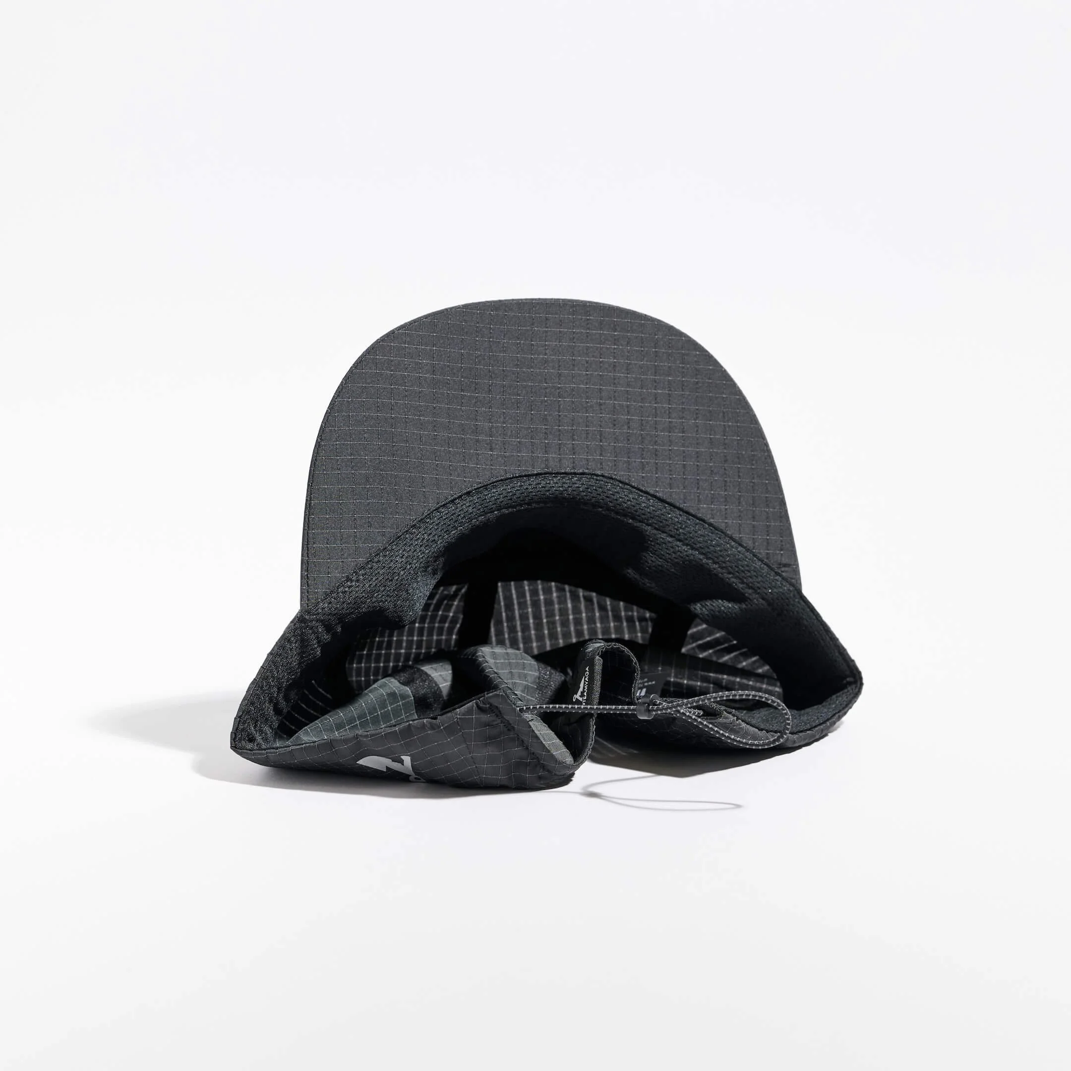 vaga-night-club-running-cap-black-underneath.jpg