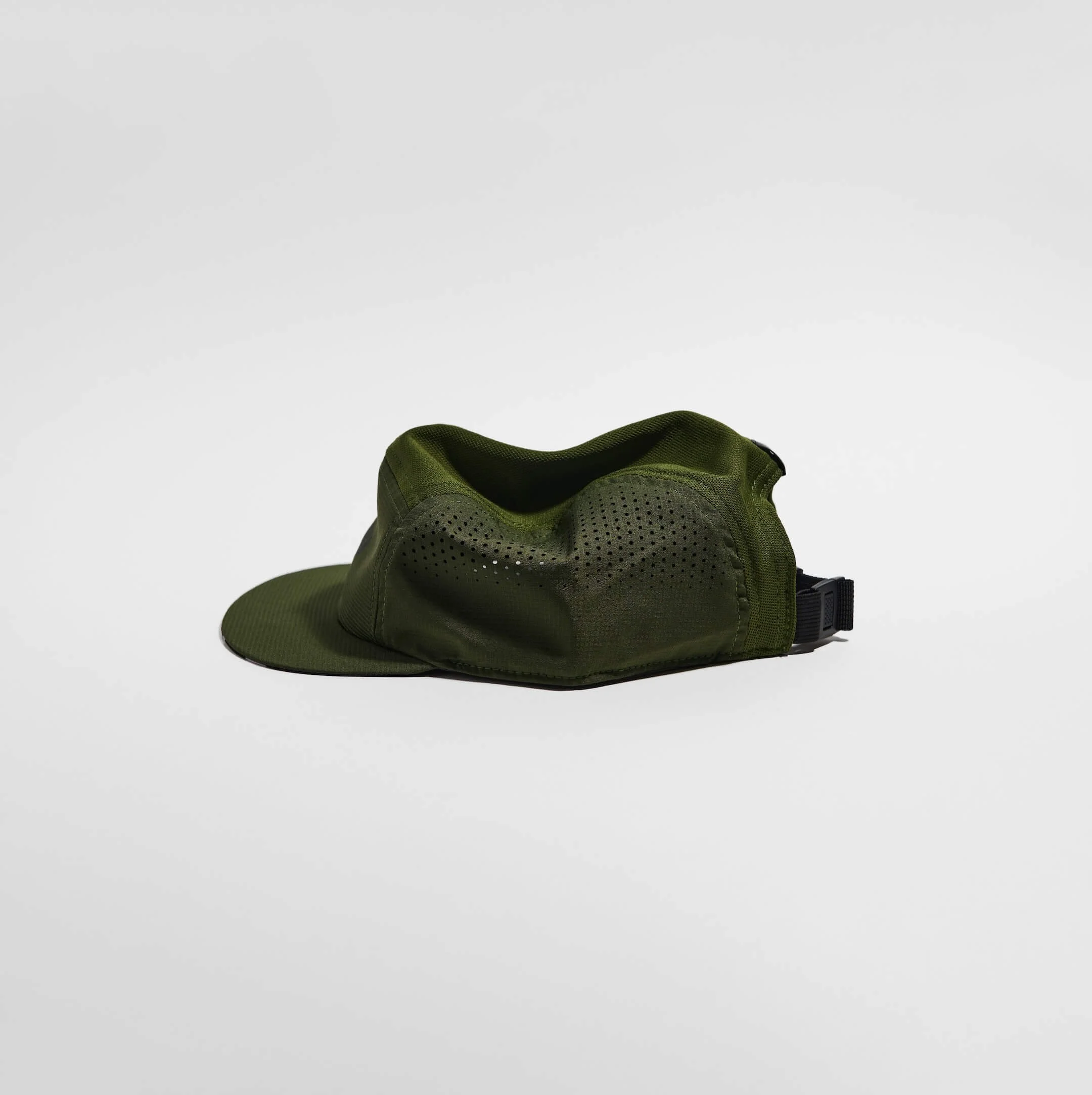 vaga-feather-racing-cap-running-cap-utility-green-reverse-side.jpg