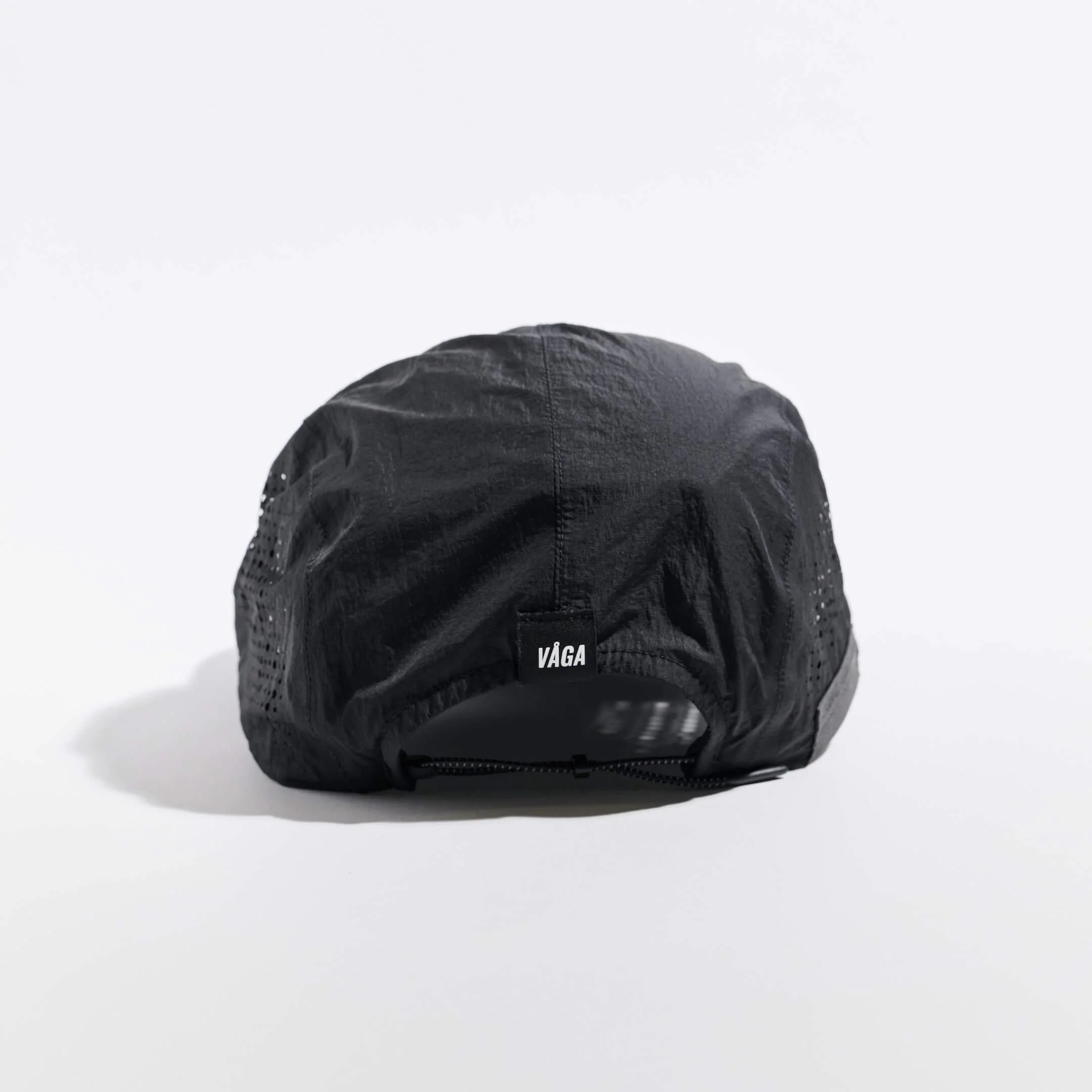 VAGA ALTOS Running Cap in Black Back.jpg