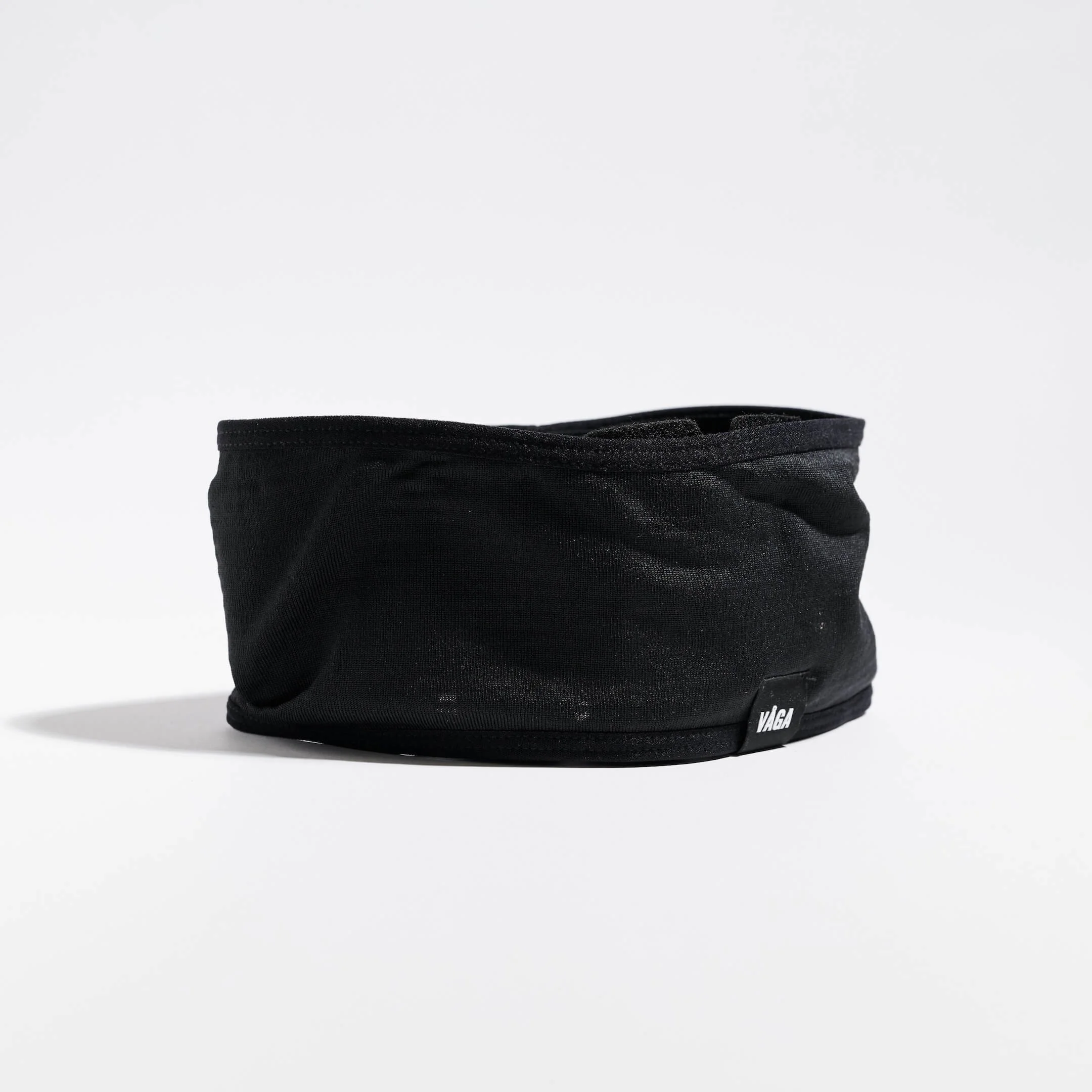 vaga-summit-performance-running-headband-black-stood.jpg