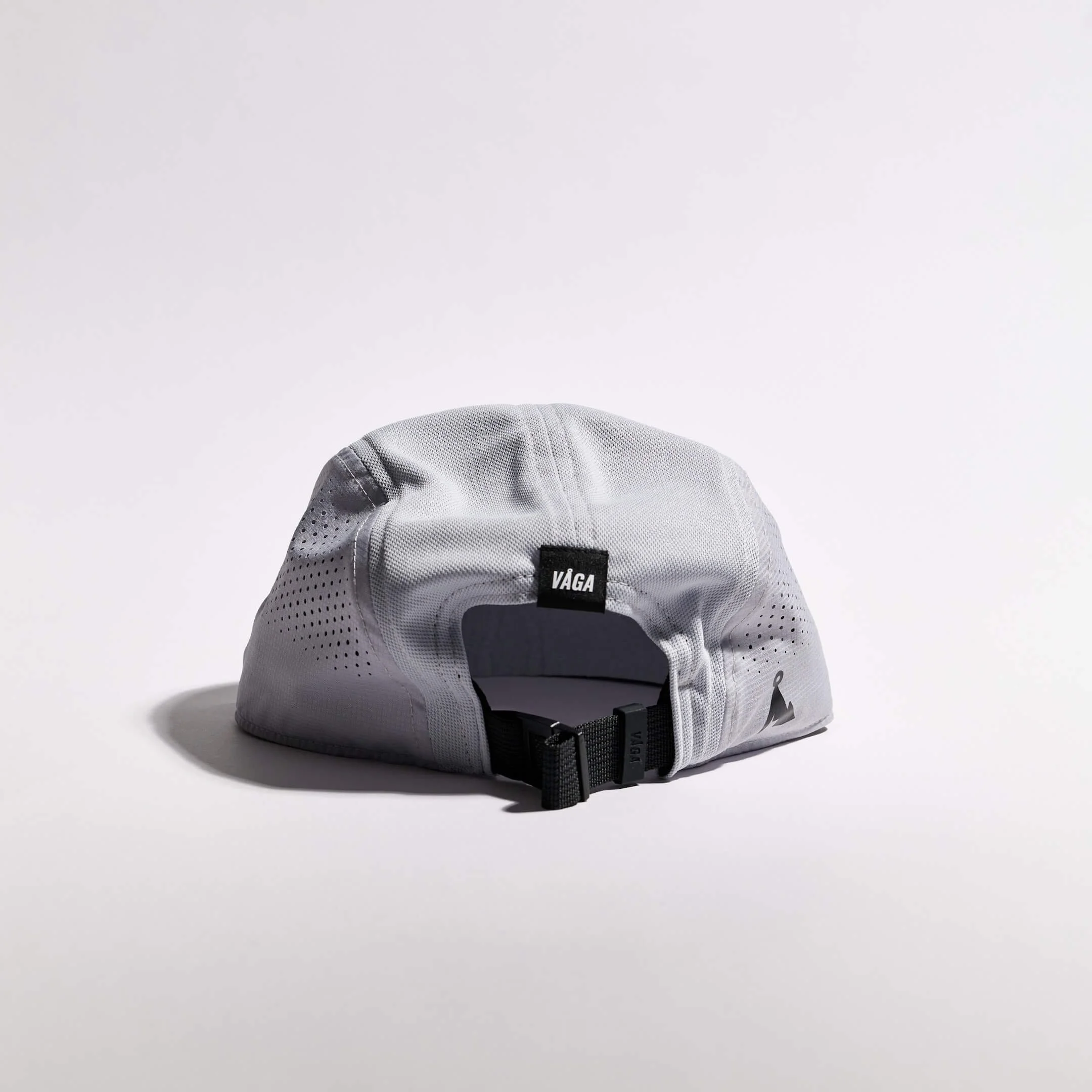 vaga-feather-racing-cap-aluminiumgrey-back.jpg