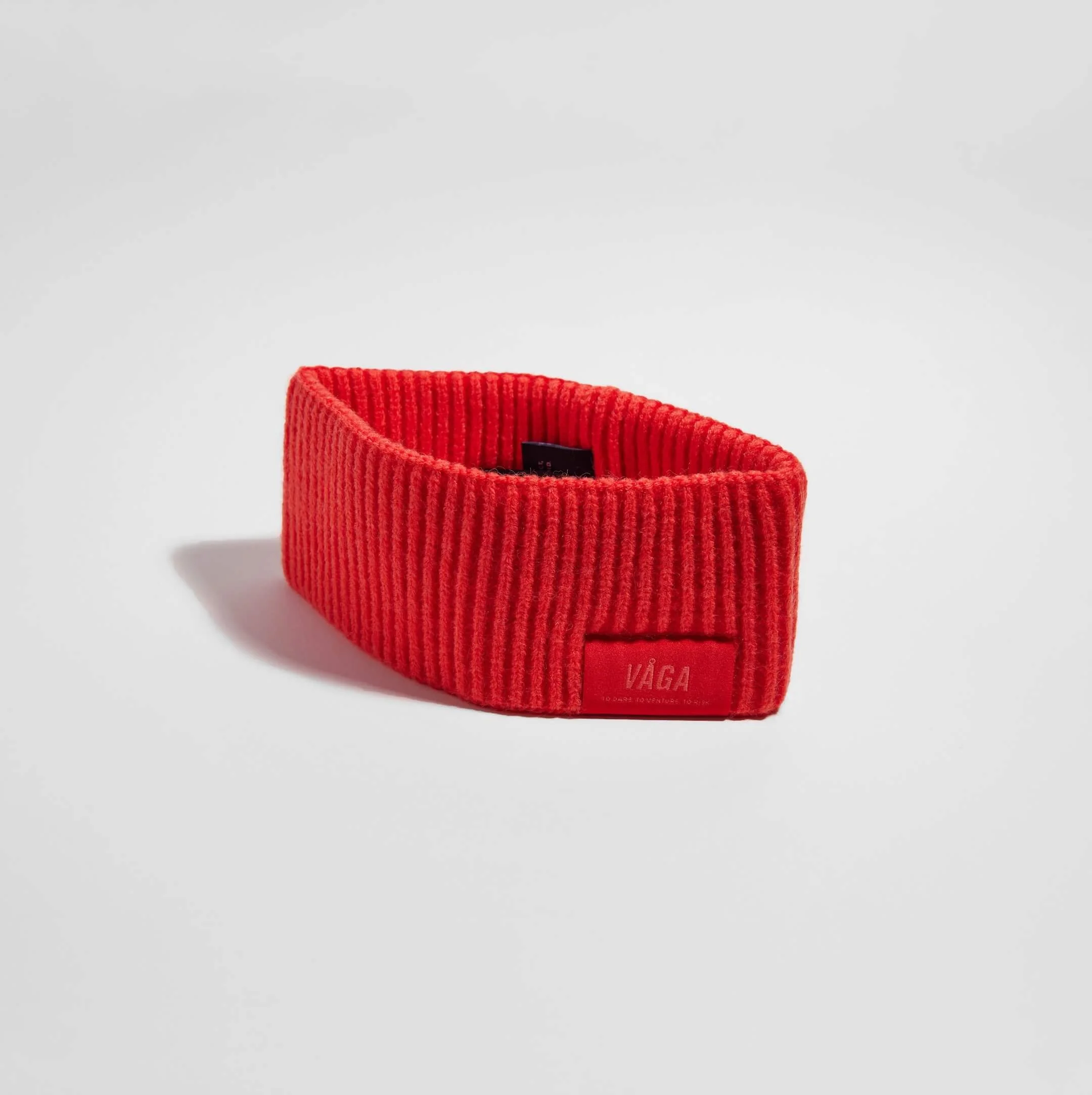 vaga-midweight-running-headband-neon-peach-flame-red-stood.jpg