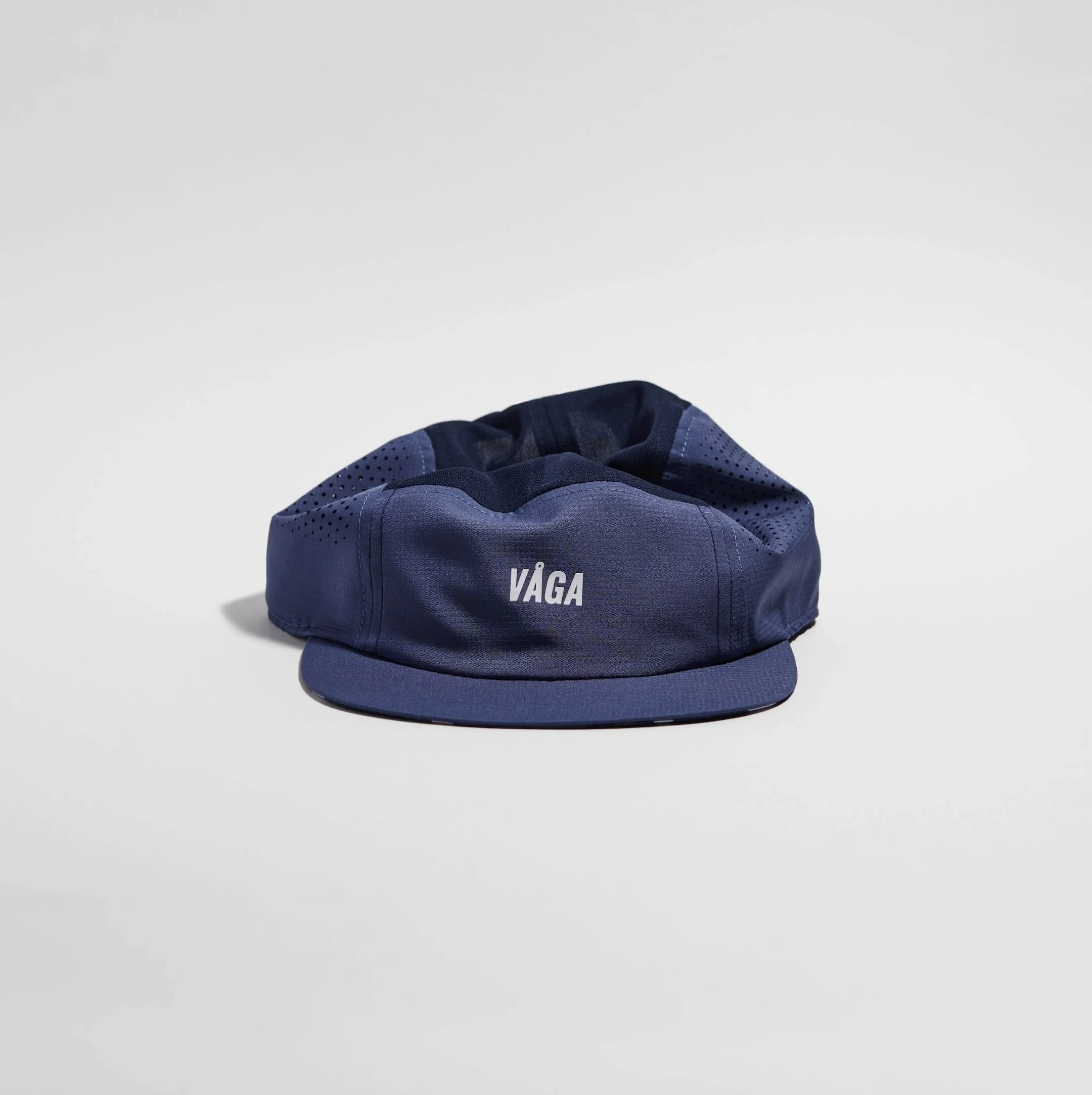 vaga-feather-racing-cap-running-cap-slate-blue-front.jpg