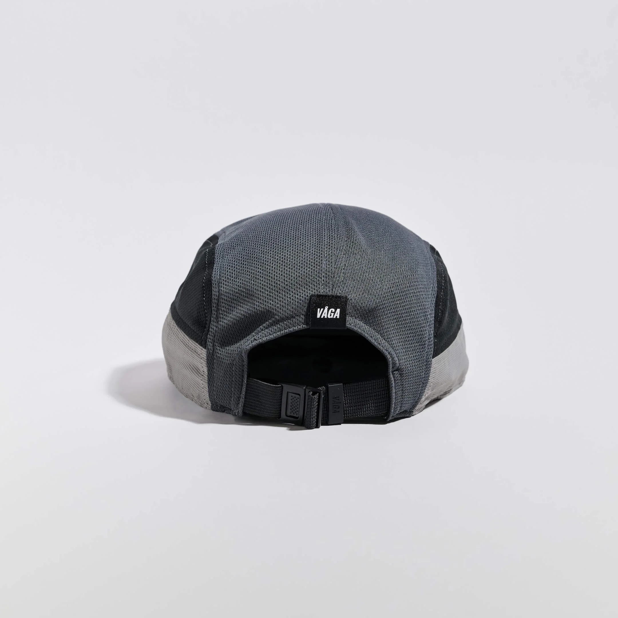 vaga-club-cap-running-cap-lightgrey-midgrey-black-back.jpg
