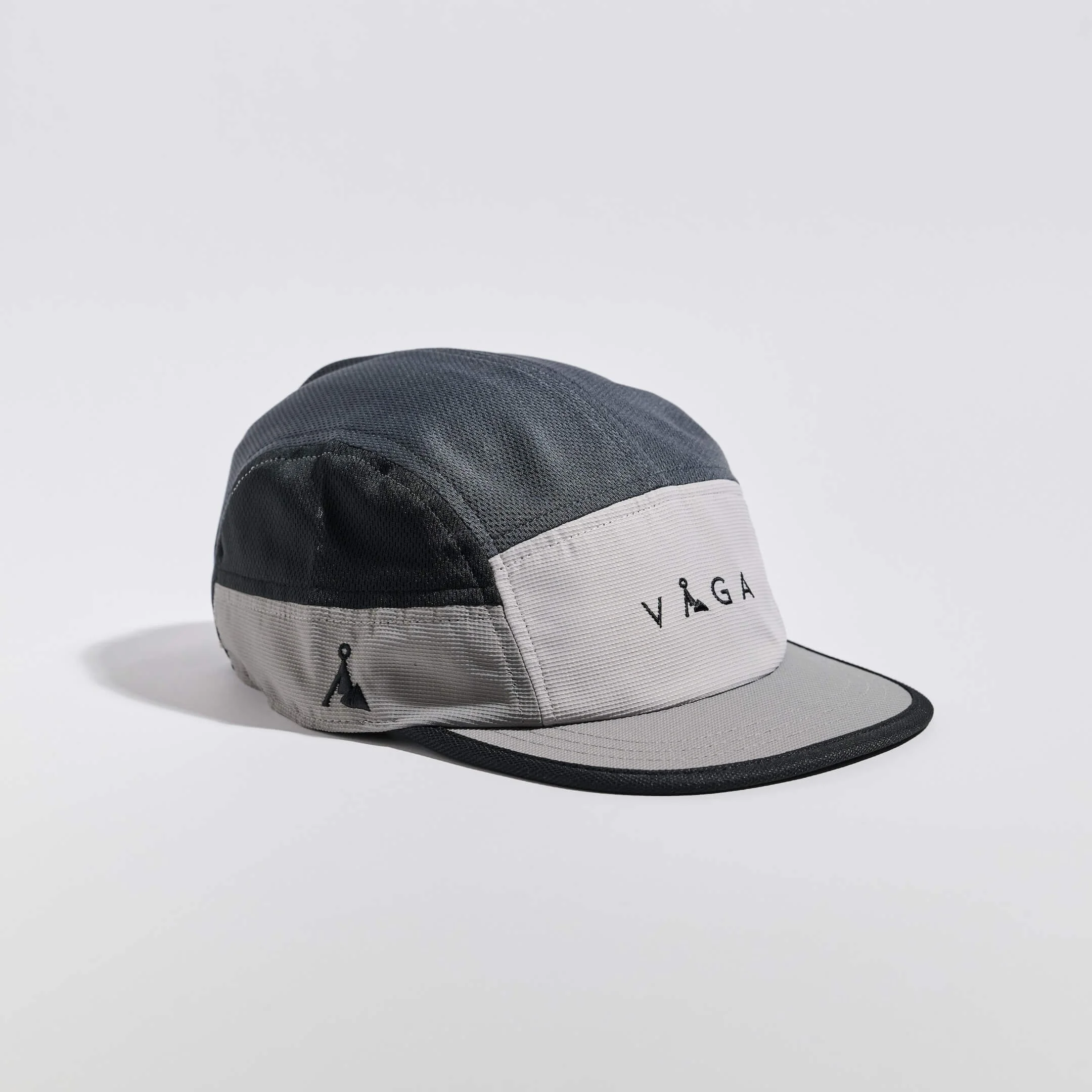 vaga-club-cap-running-cap-lightgrey-midgrey-black-front-angle.jpg