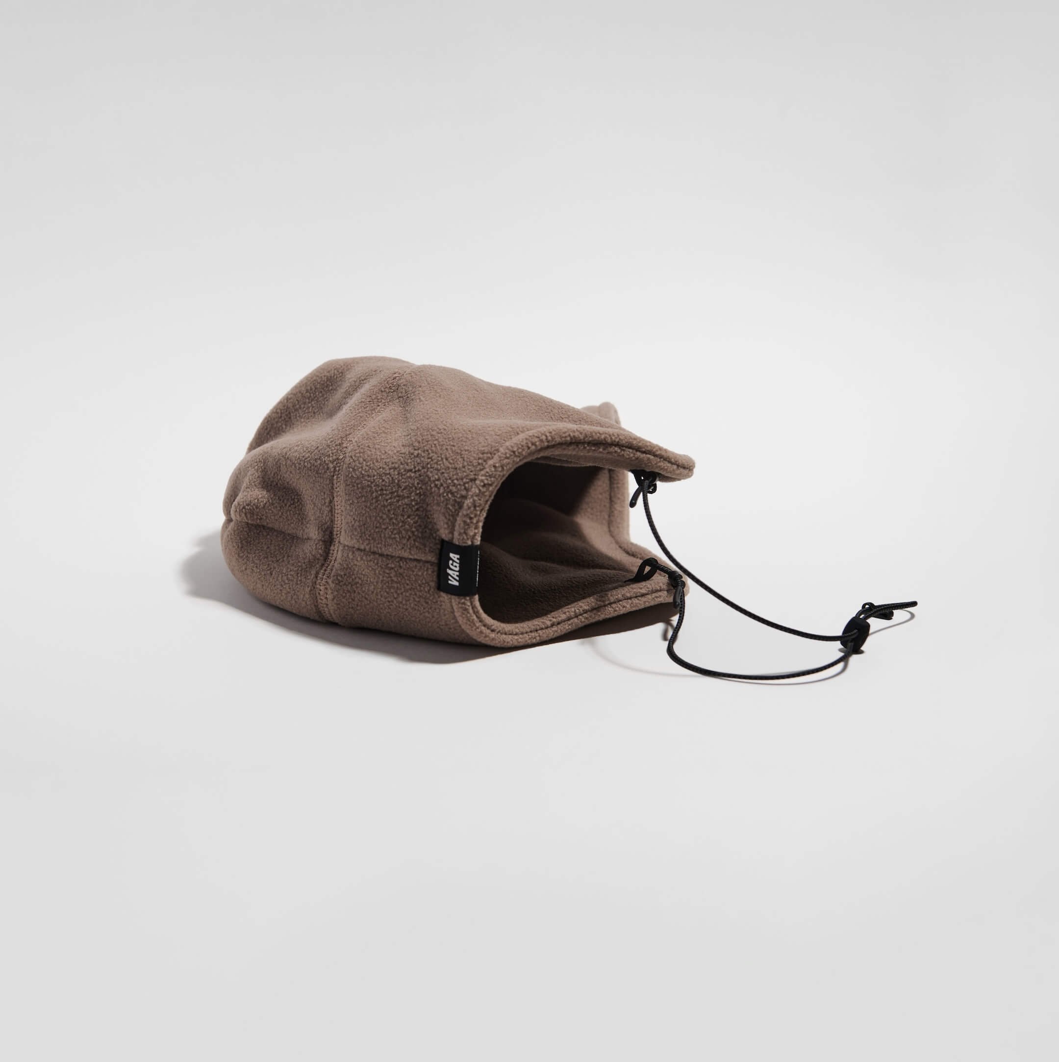vaga-fleece-summit-beanie-running-hat-taupe-side.jpg