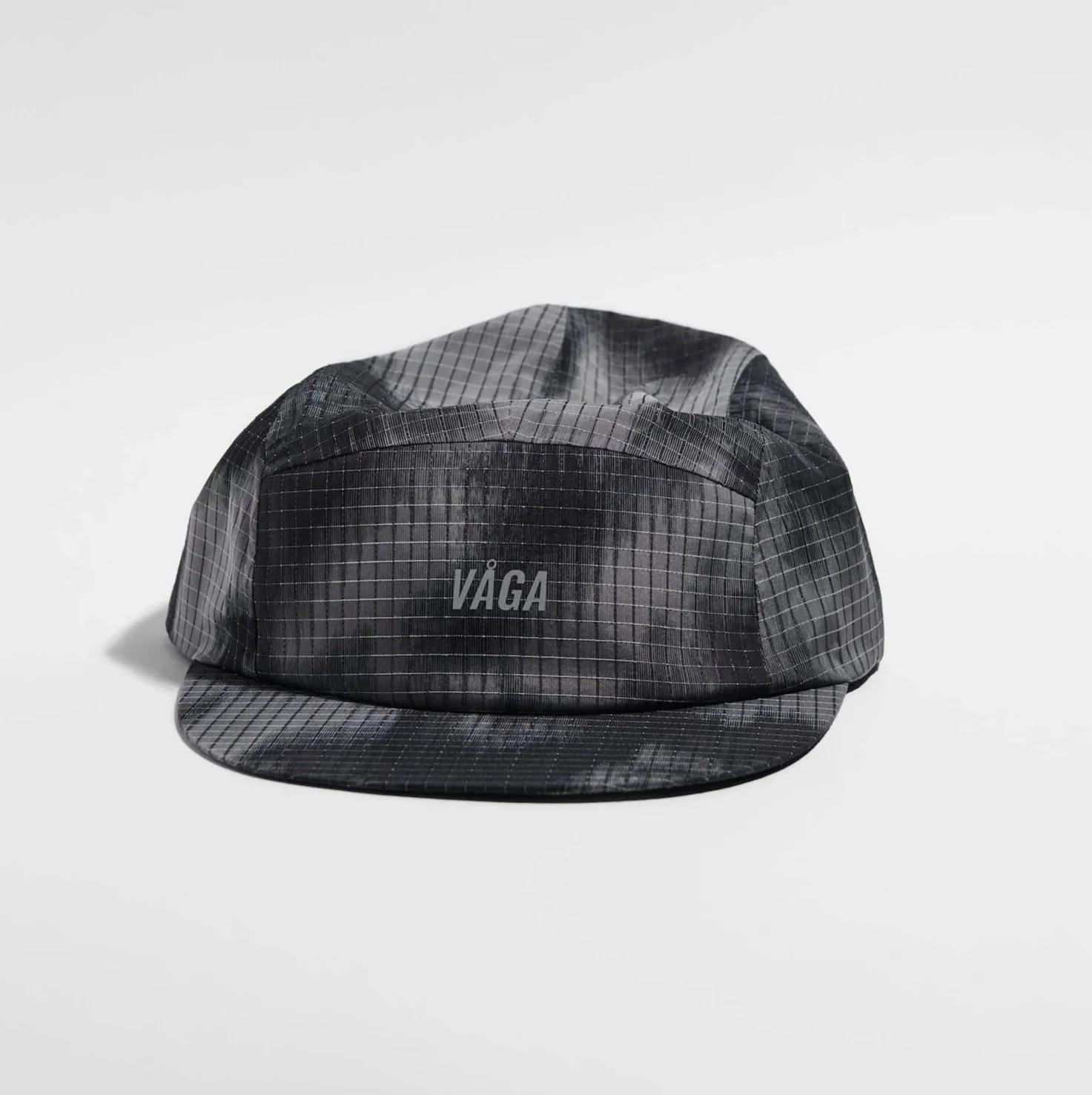 vaga-night-club-running-cap-black-grey-front.jpg