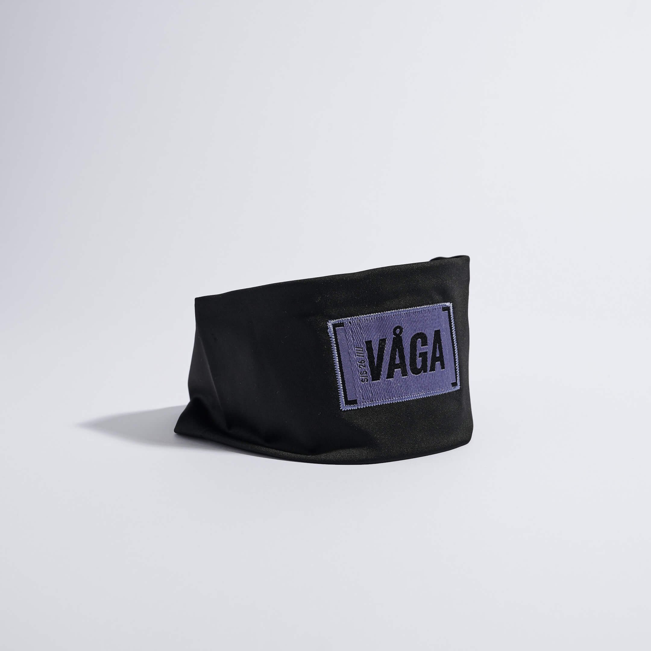 vaga-midweight-supersoft-running-headband-black-stood.jpg