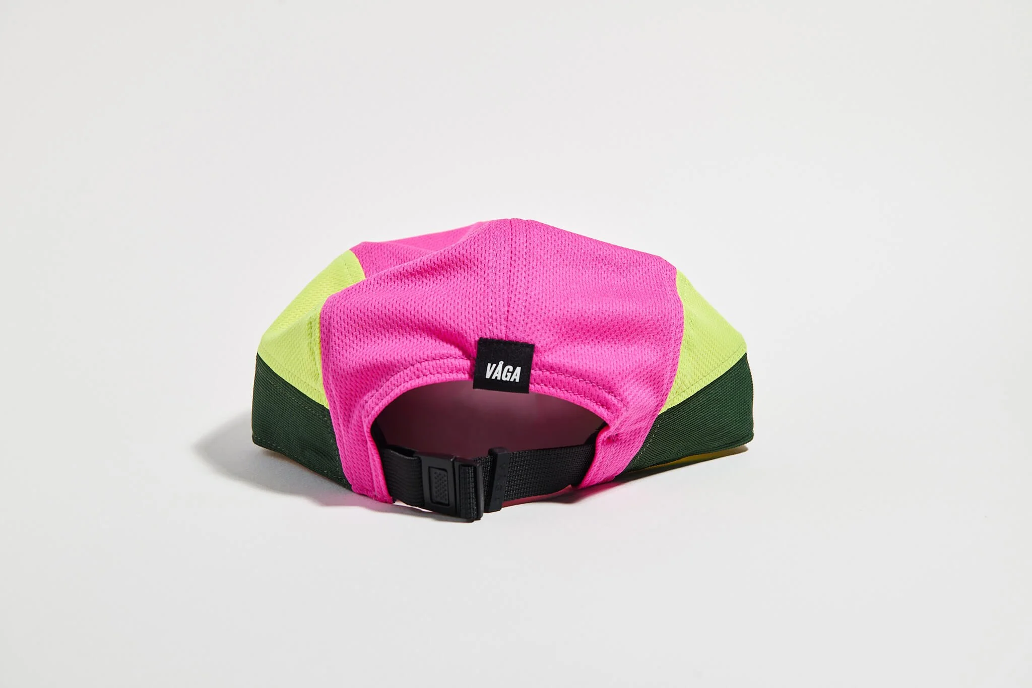 våga-club-cap-neon-yellow-green-neon-pink-navy-blue-back.jpg