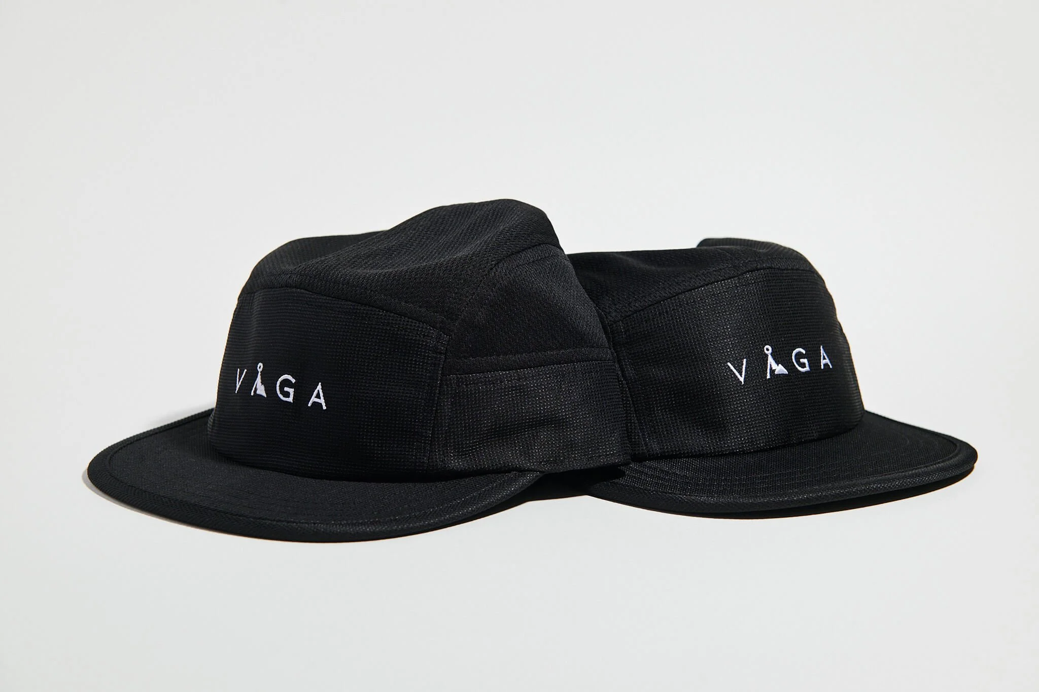 våga-club-cap-storm-black-together.jpg