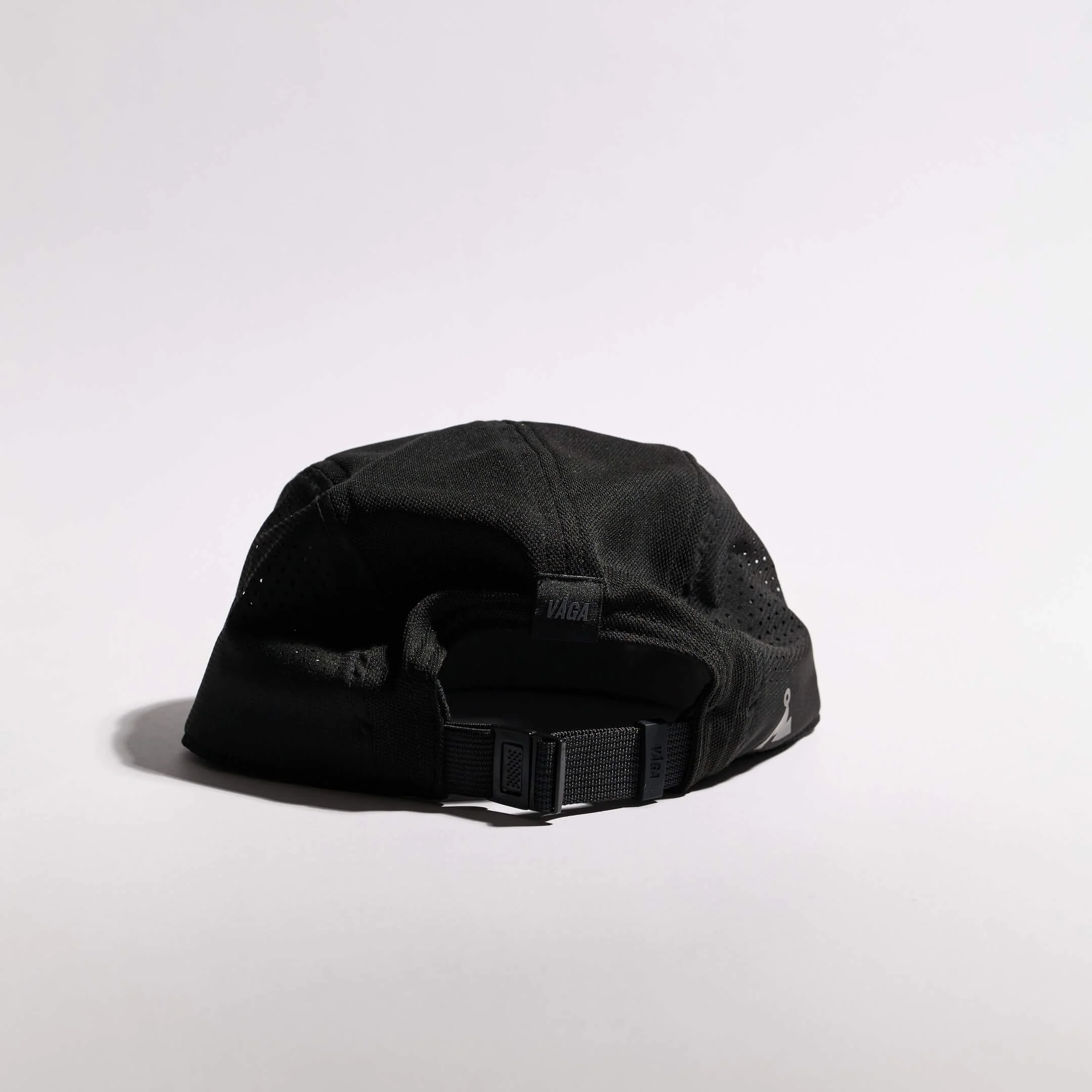 vaga-feather-racing-cap-black-back.jpg