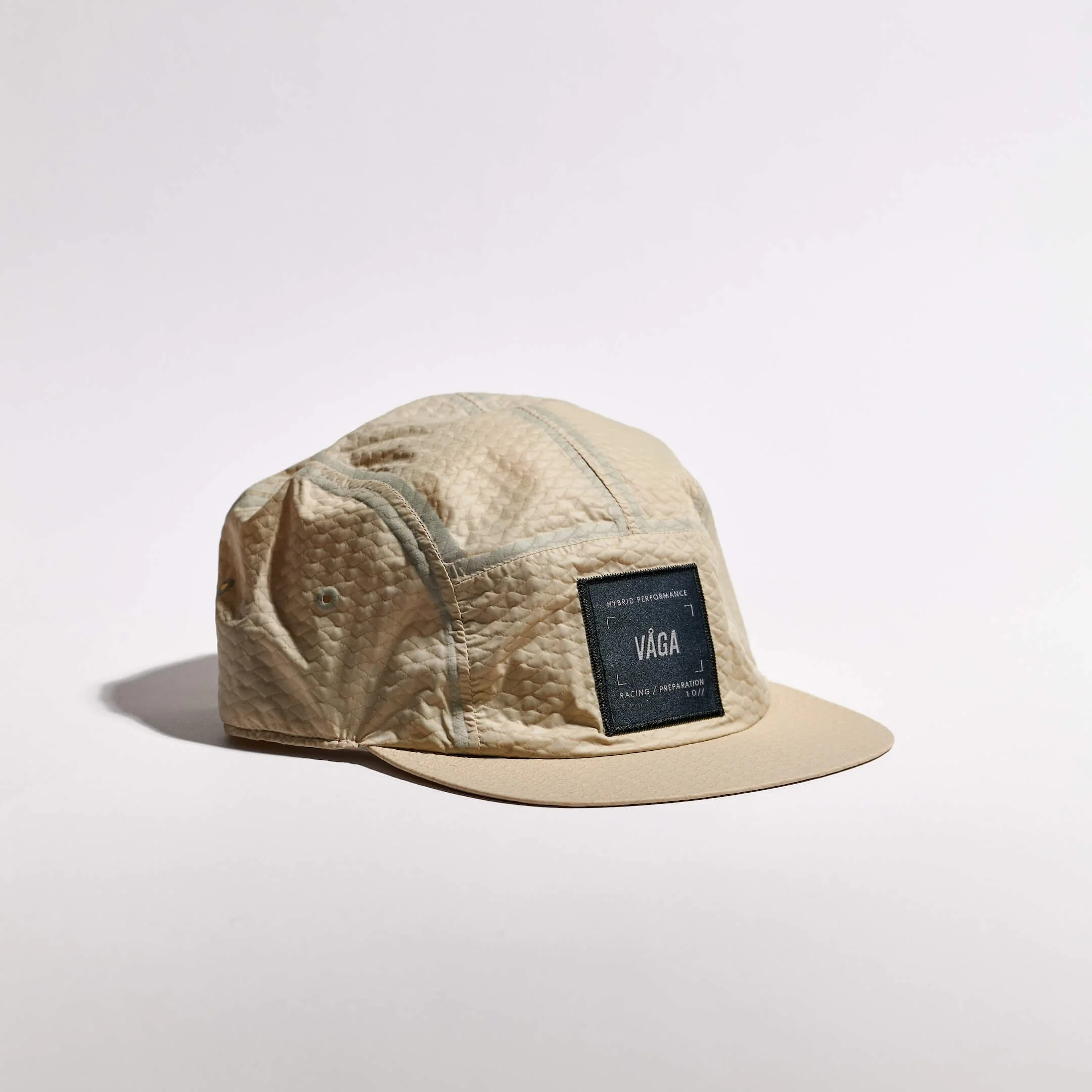 vaga-viper-lite-cap-textured-running-cap-taupe-angle.jpg