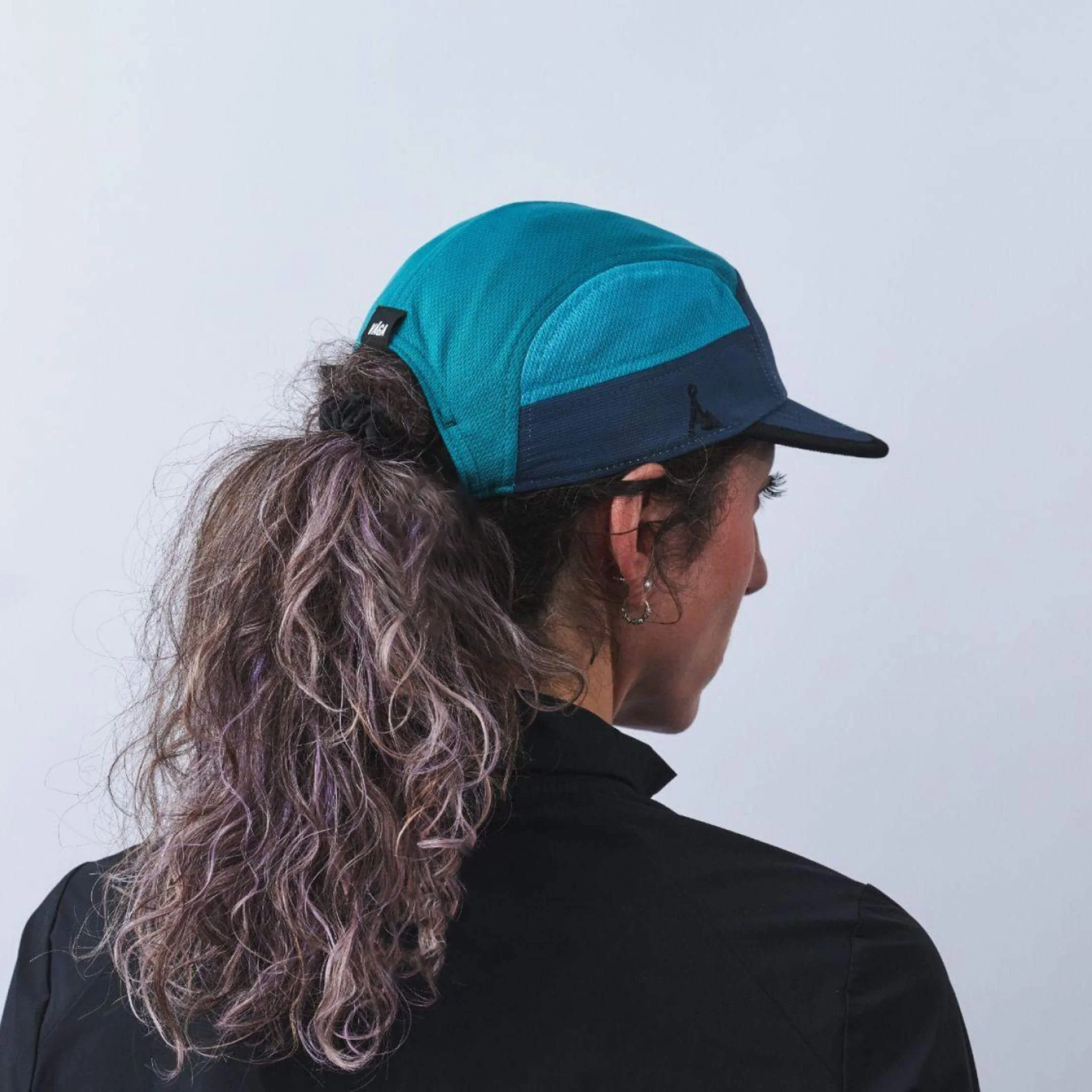 vaga-club-cap-running-cap-DarkTeal-Teal-model-back-angle.jpg