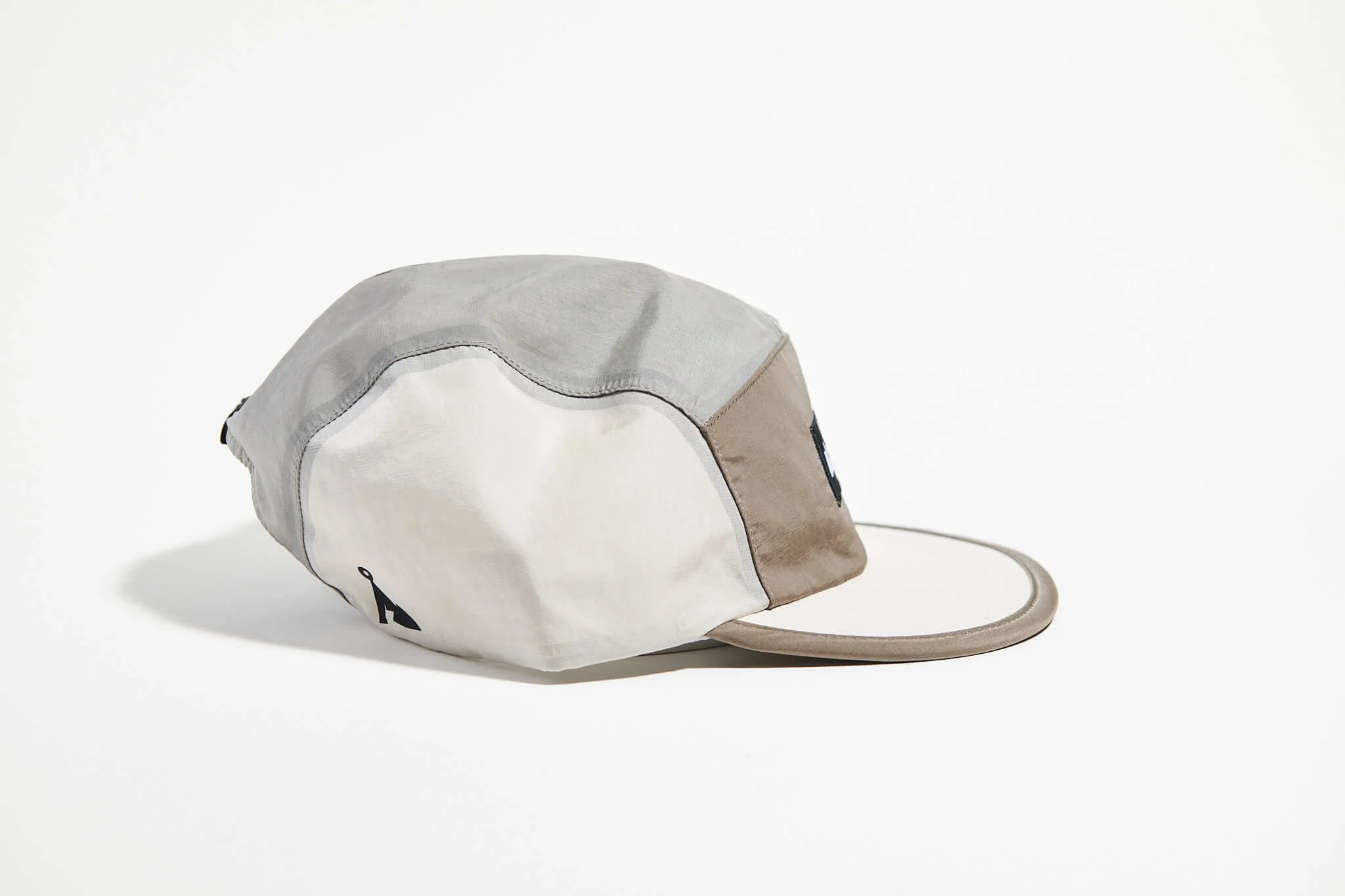 våga-pacer-cap-mid-grey-dust-grey-aluminium-grey-side.jpg