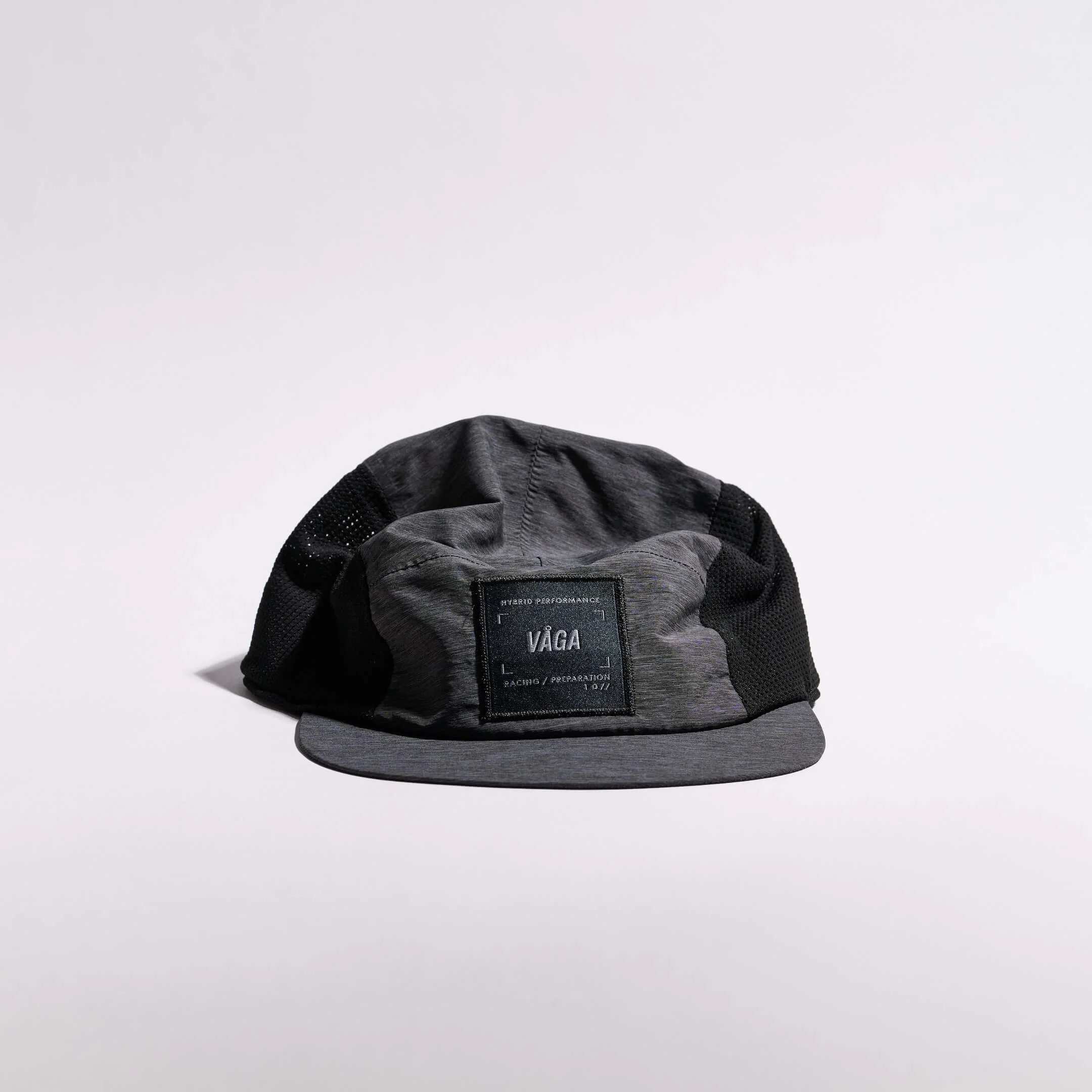 vaga-mesh-flex-running-cap-black-front.jpg
