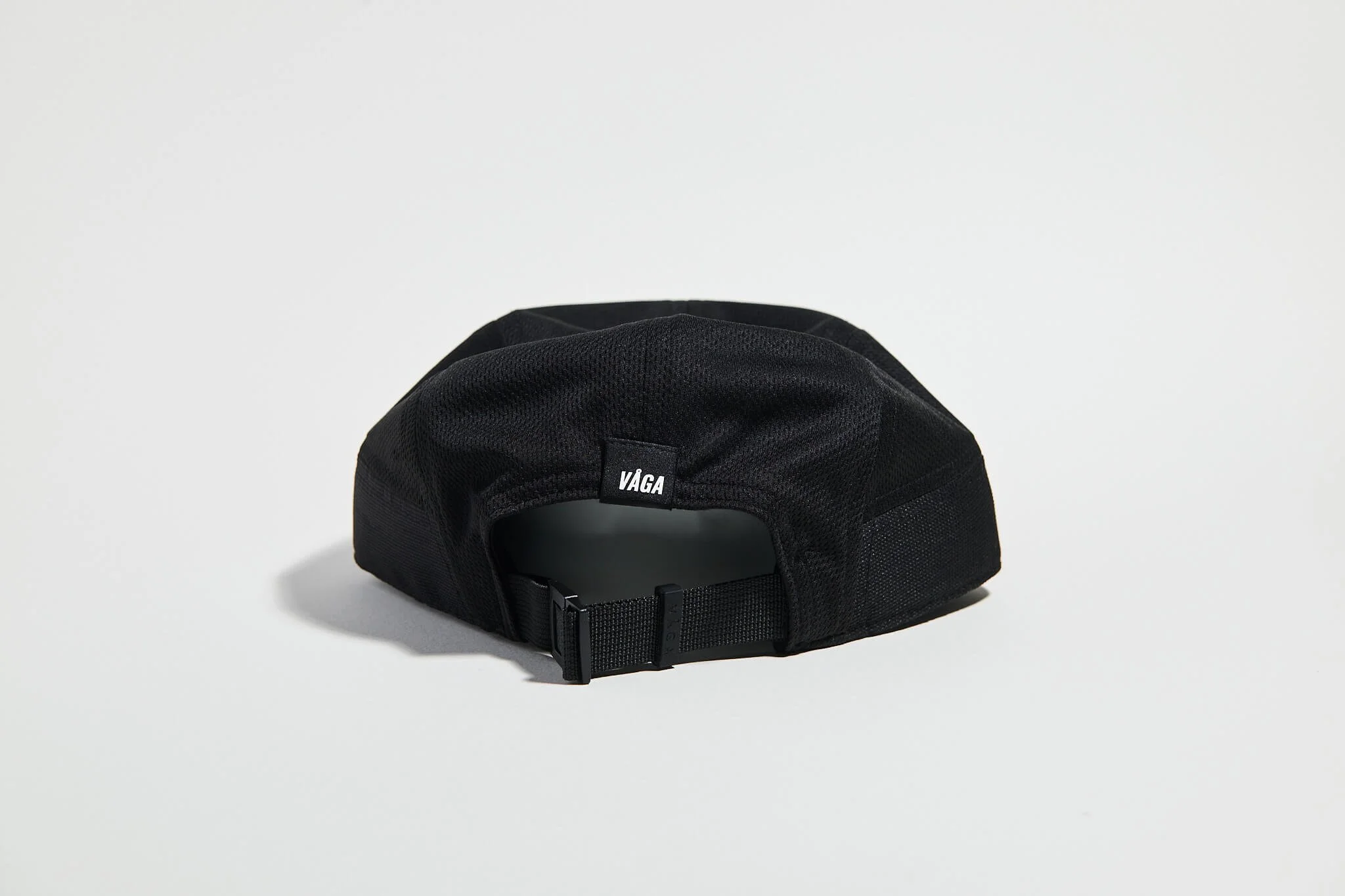 våga-club-cap-storm-black-back.jpg