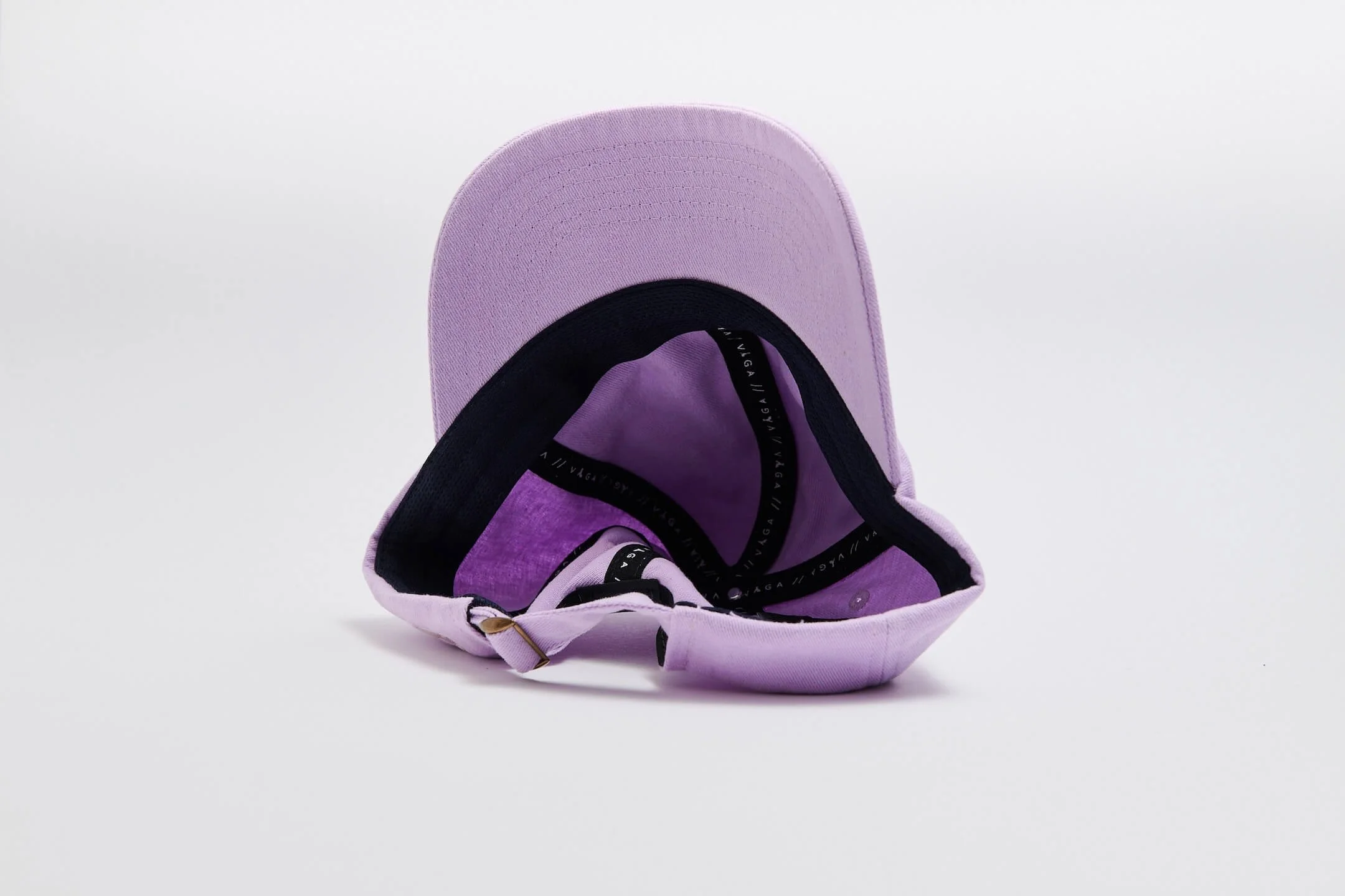 vaga-washed-cotton-lifestyle-cap-WashedLilac-NavyBlue-underneath.jpg